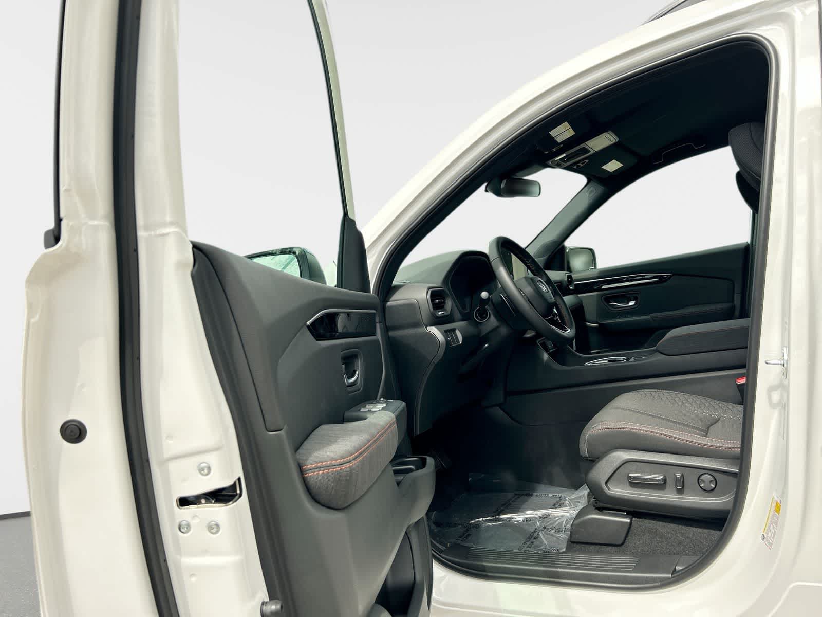 Thumbnail: 2026 Honda Pilot - 10