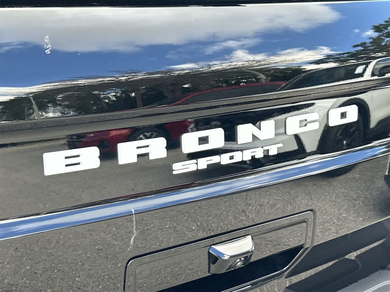 Thumbnail: 2025 Ford Bronco Sport - 7