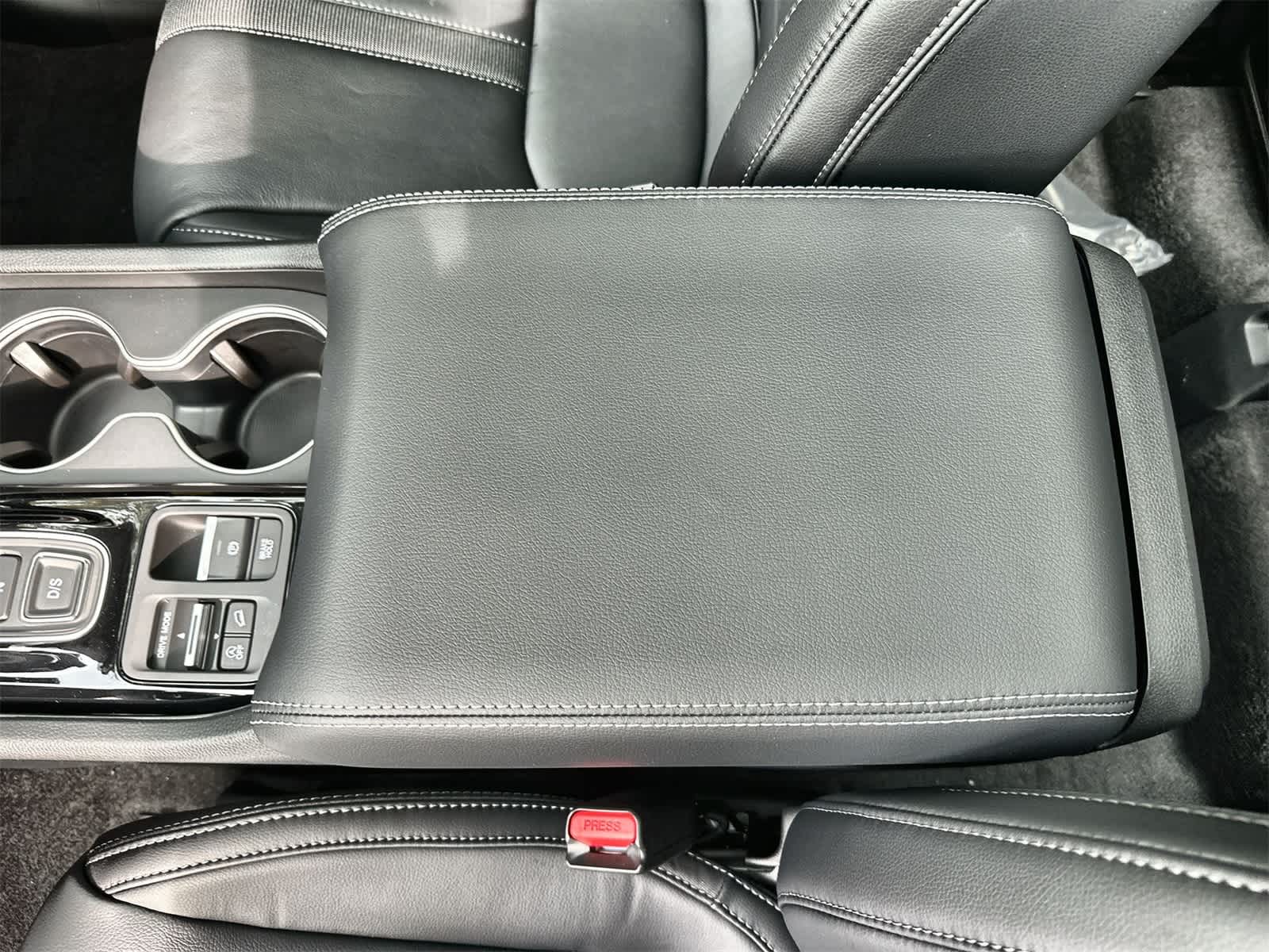 Thumbnail: 2025 Honda Pilot - 15