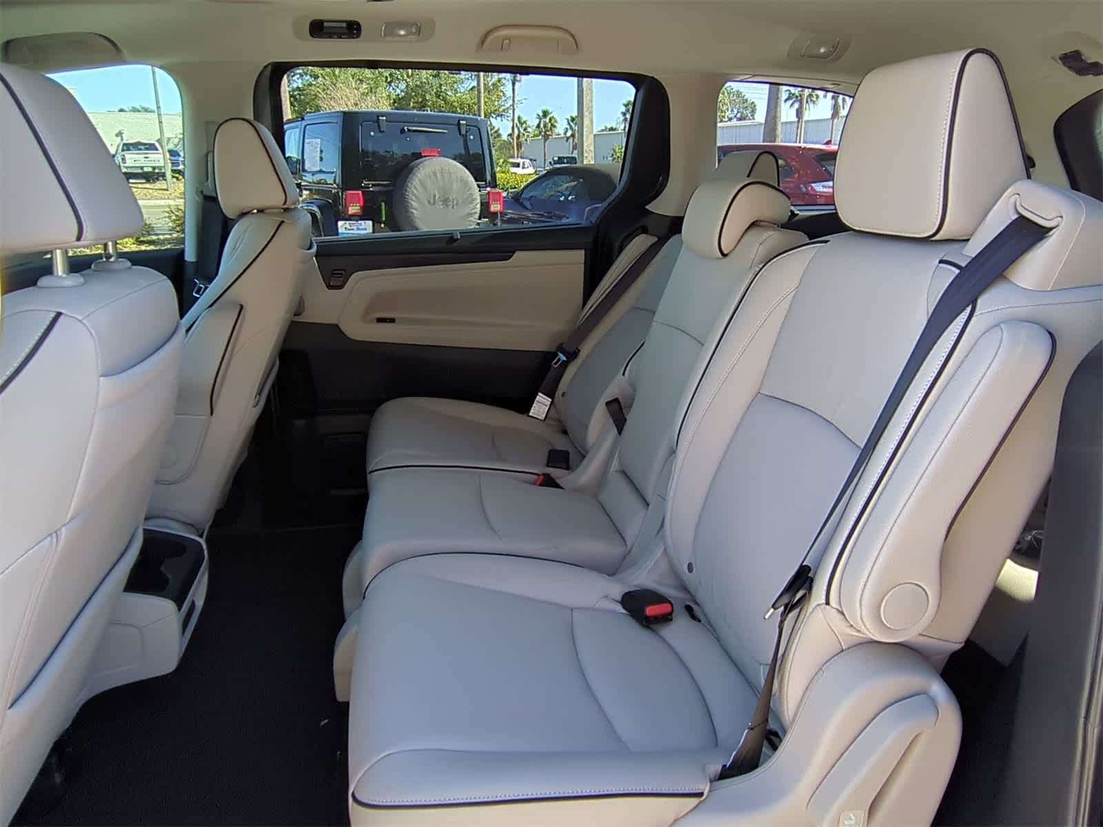 Thumbnail: 2025 Honda Odyssey - 13