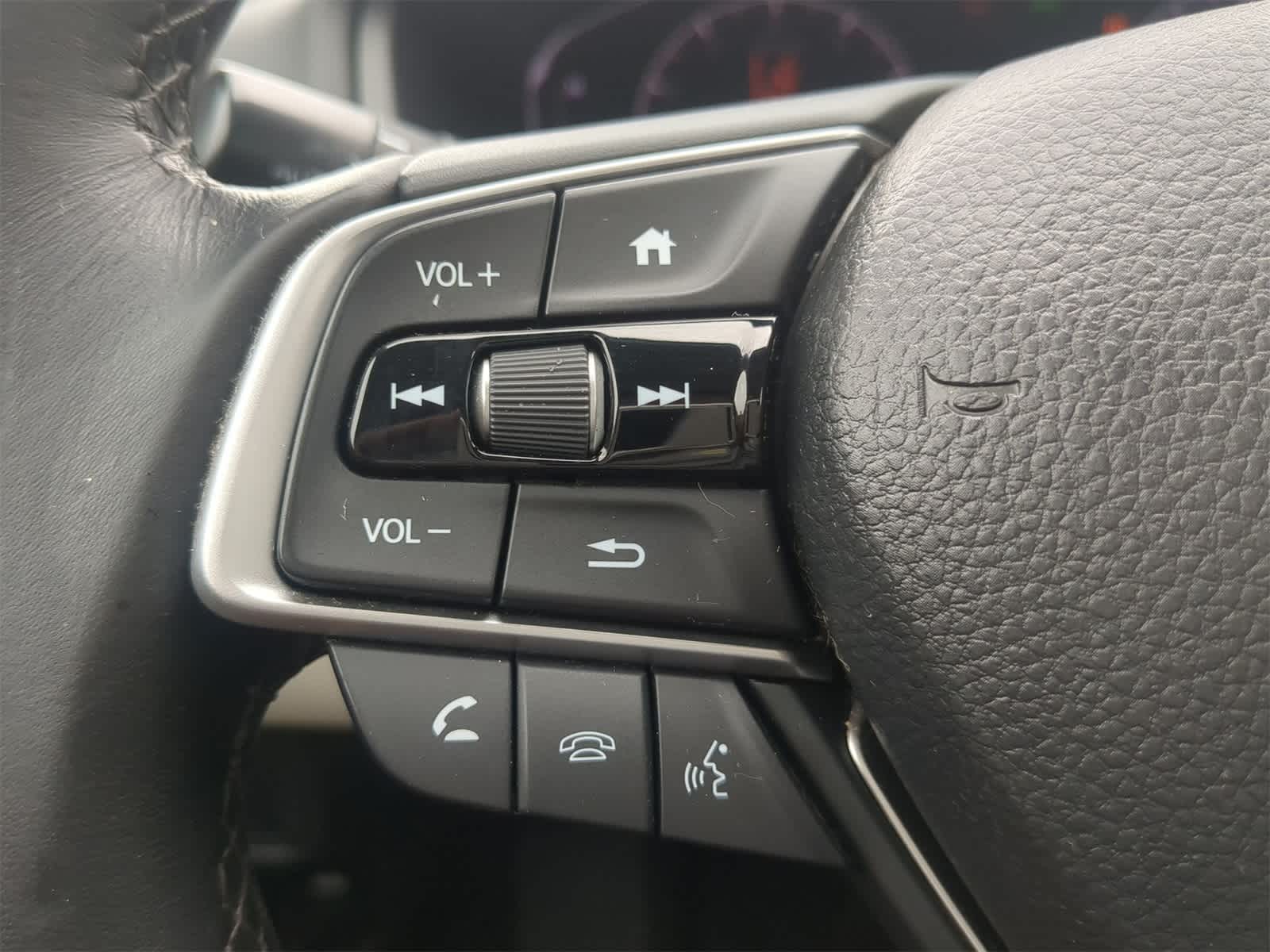 Thumbnail: 2019 Honda Accord - 23