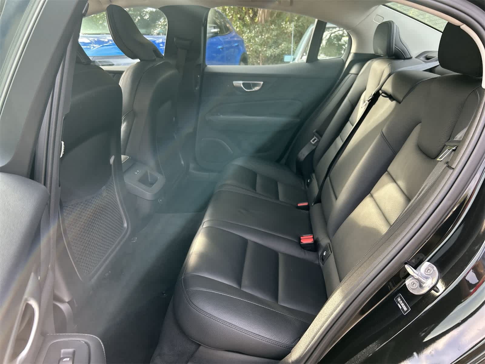 Thumbnail: 2024 Volvo S60 - 13