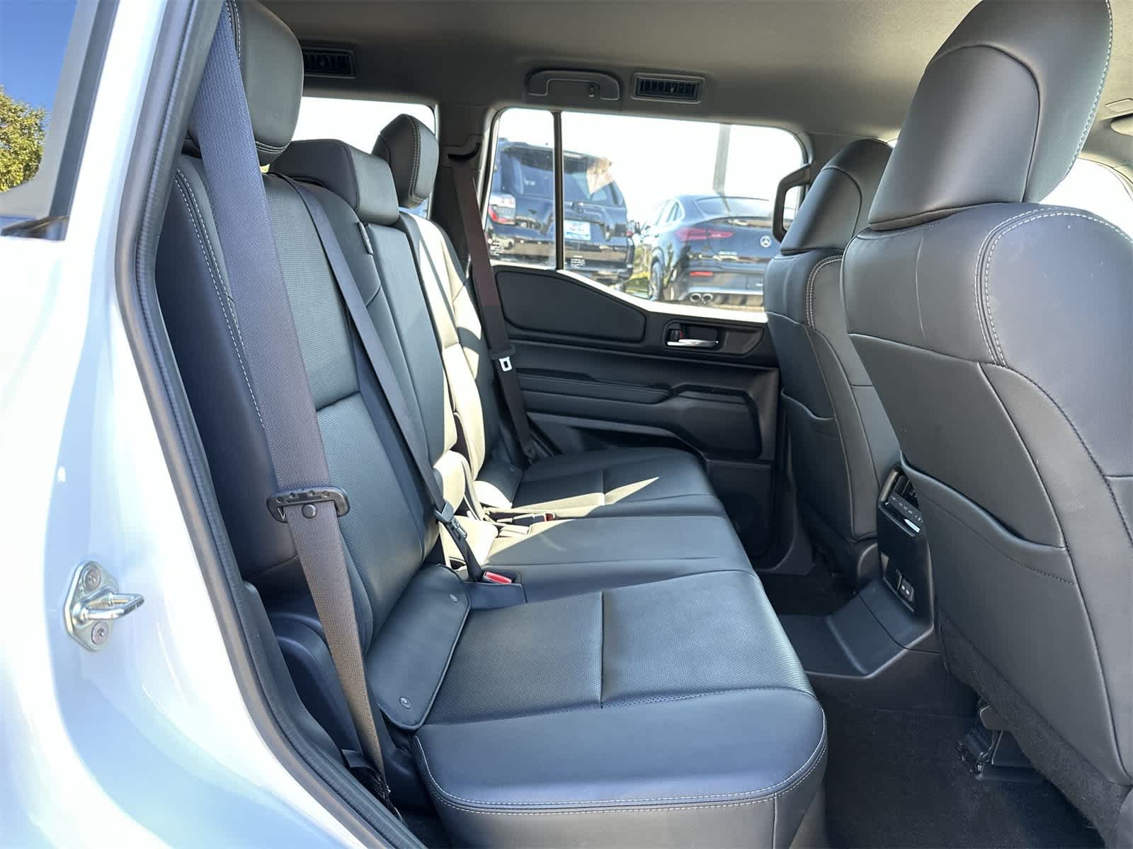 Thumbnail: 2024 Toyota Land Cruiser - 18