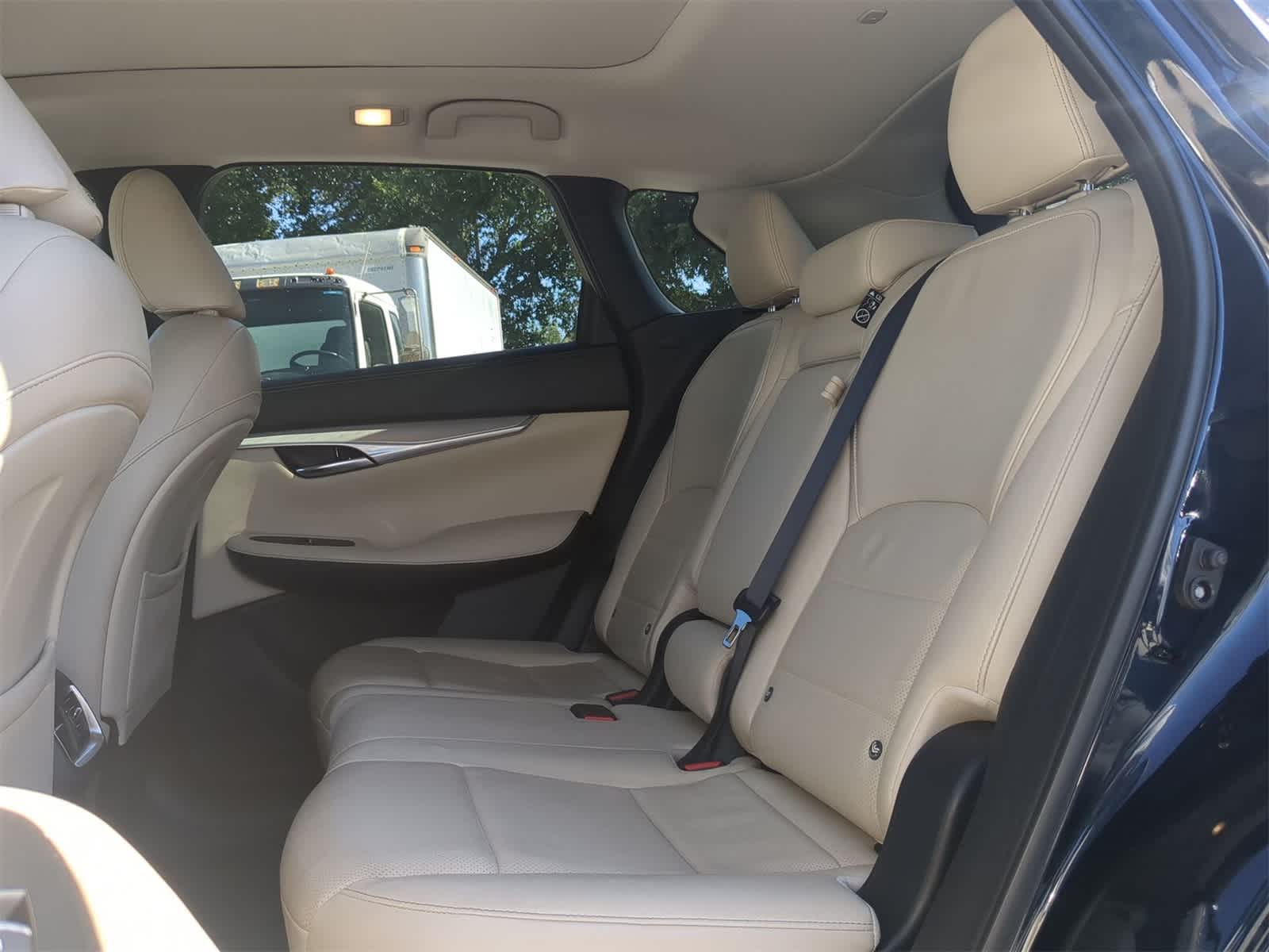 2019 INFINITI QX50 Essential 13
