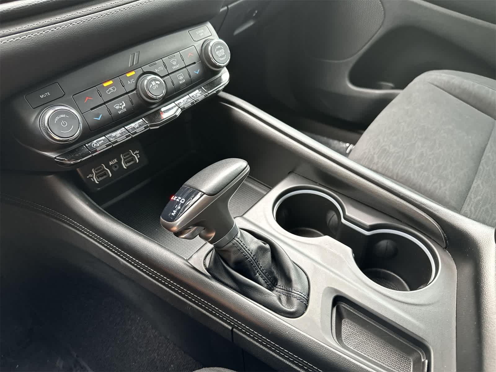 Thumbnail: 2022 Dodge Durango - 17