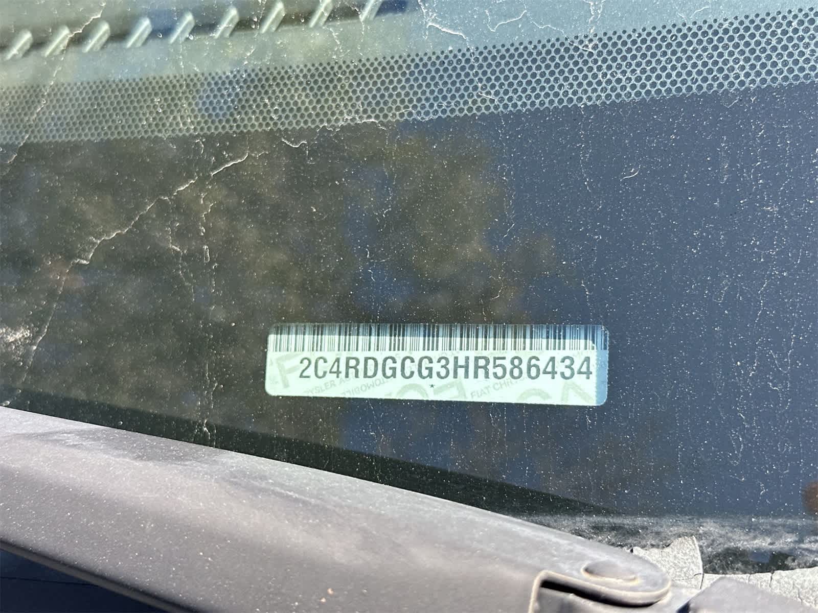 Thumbnail: 2017 Dodge Grand Caravan - 2