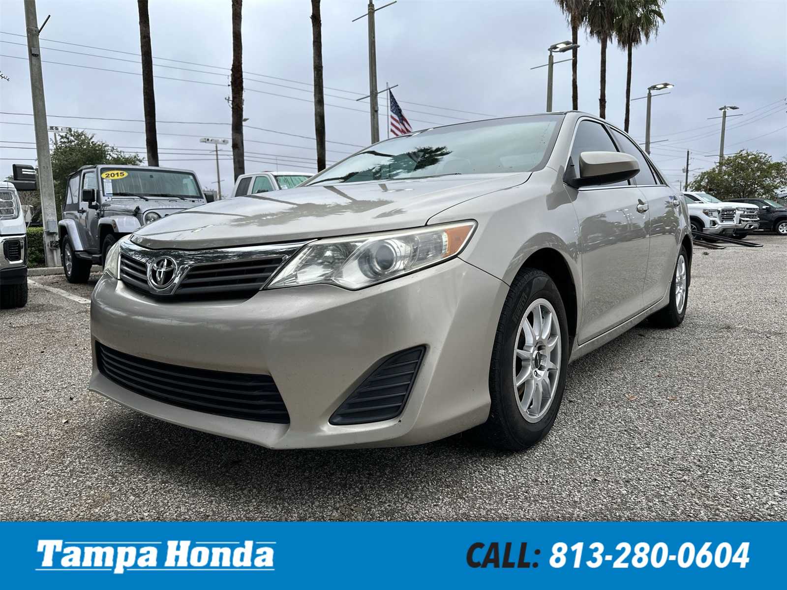 2014 Toyota Camry L -
                  Tampa, FL