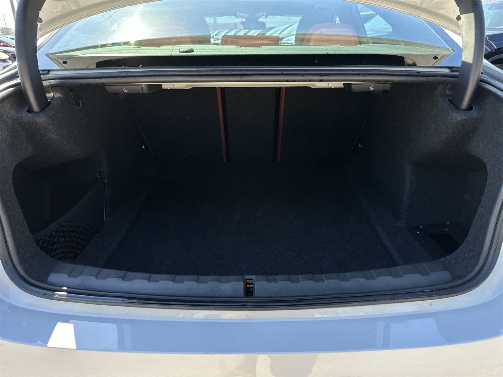 Thumbnail: 2025 BMW 3 Series - 19