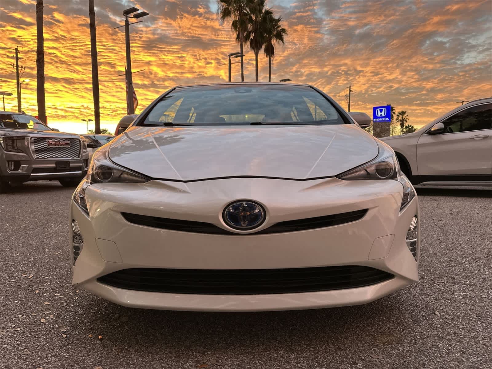 Thumbnail: 2016 Toyota Prius - 6