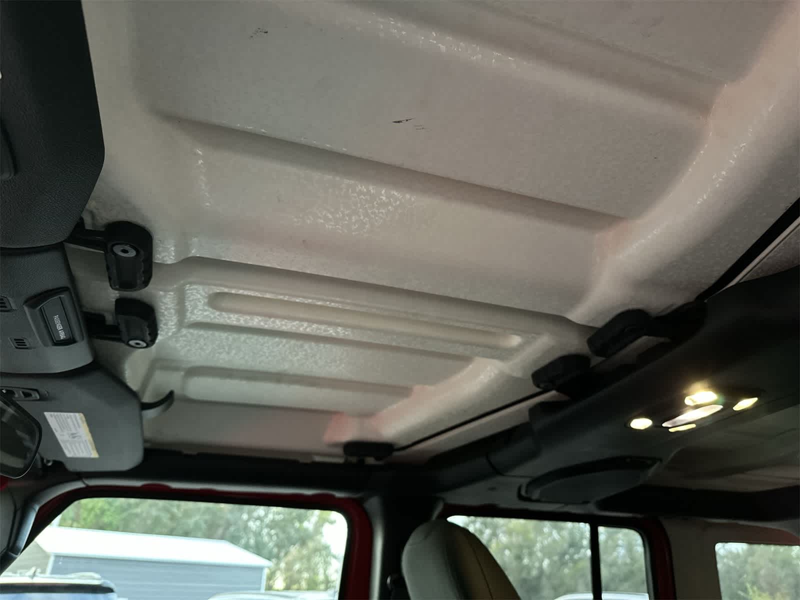 Thumbnail: 2019 Jeep Wrangler - 22