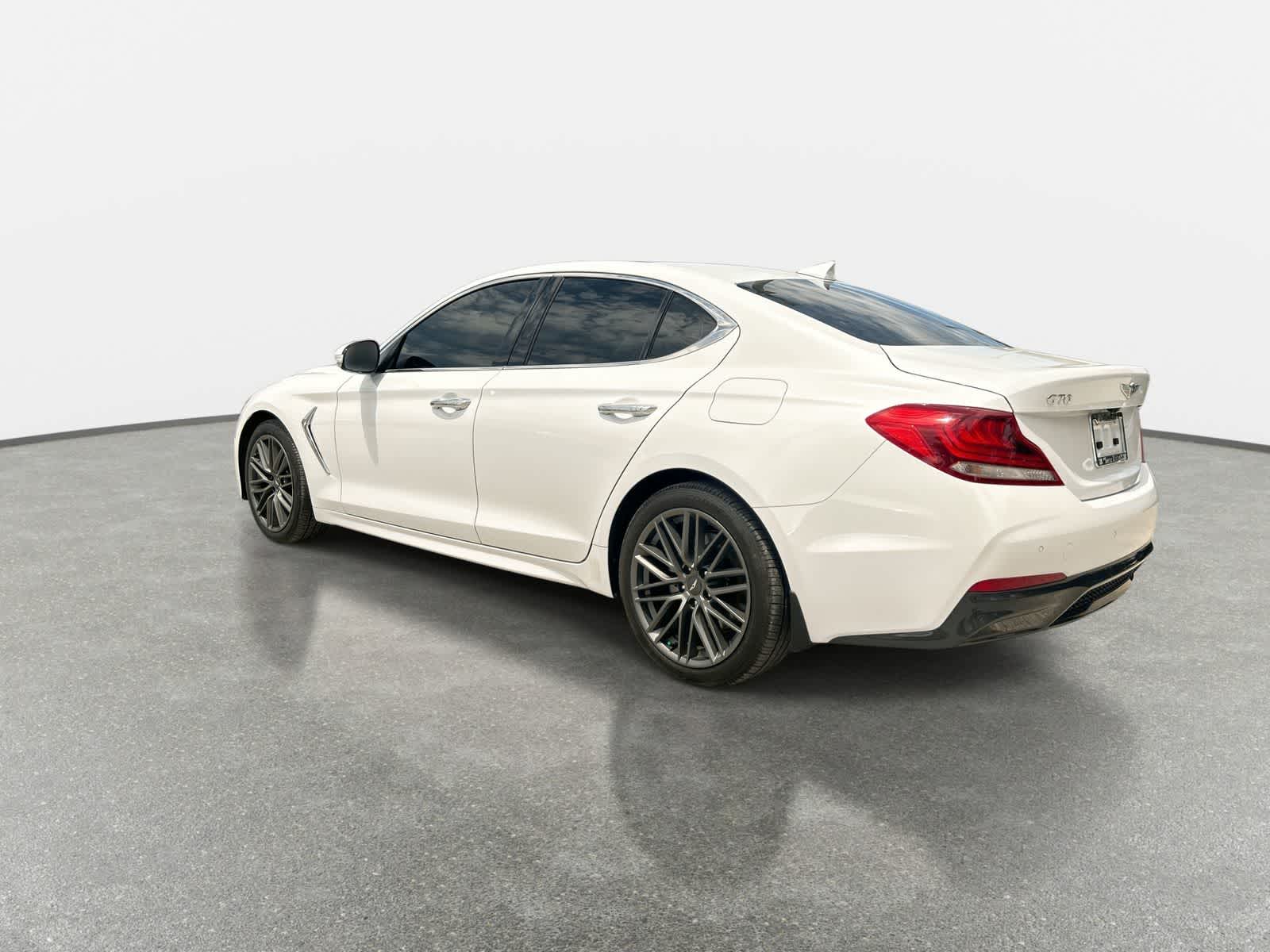 Thumbnail: 2019 Genesis G70 - 6