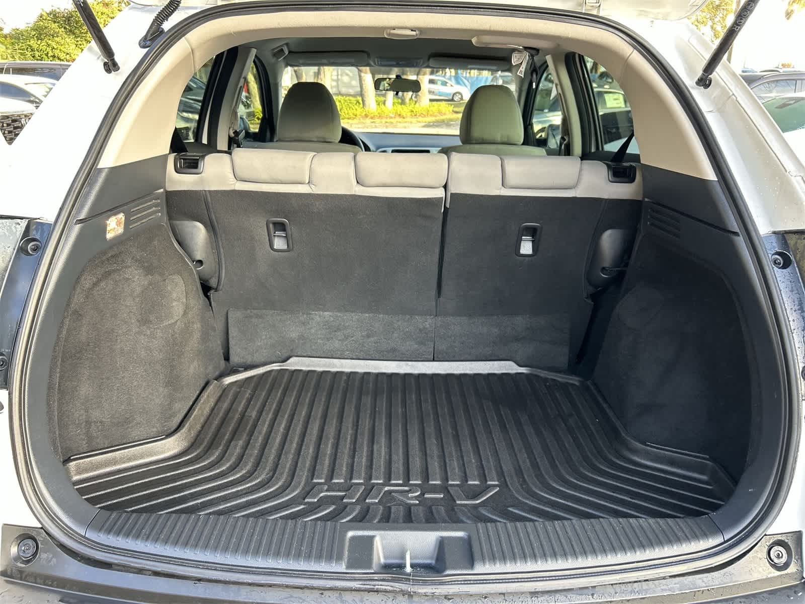 Thumbnail: 2022 Honda HR-V - 19