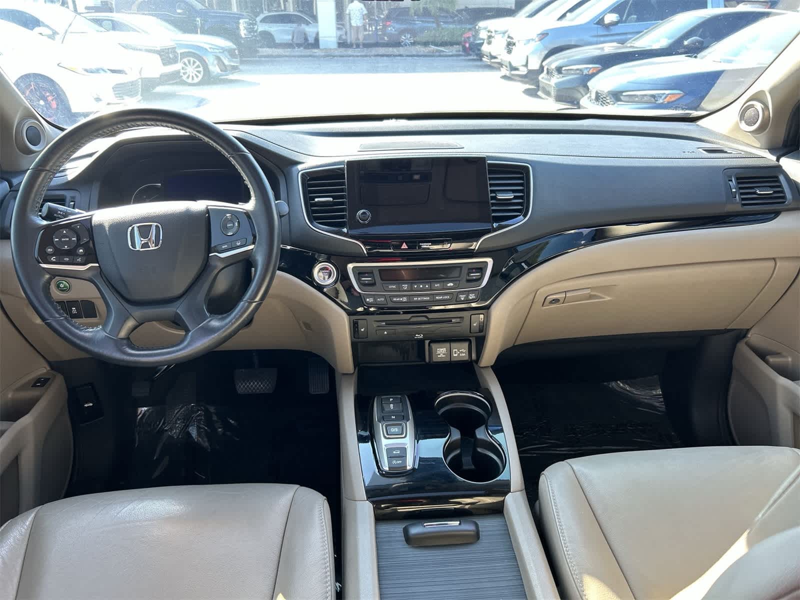 Thumbnail: 2020 Honda Pilot - 10