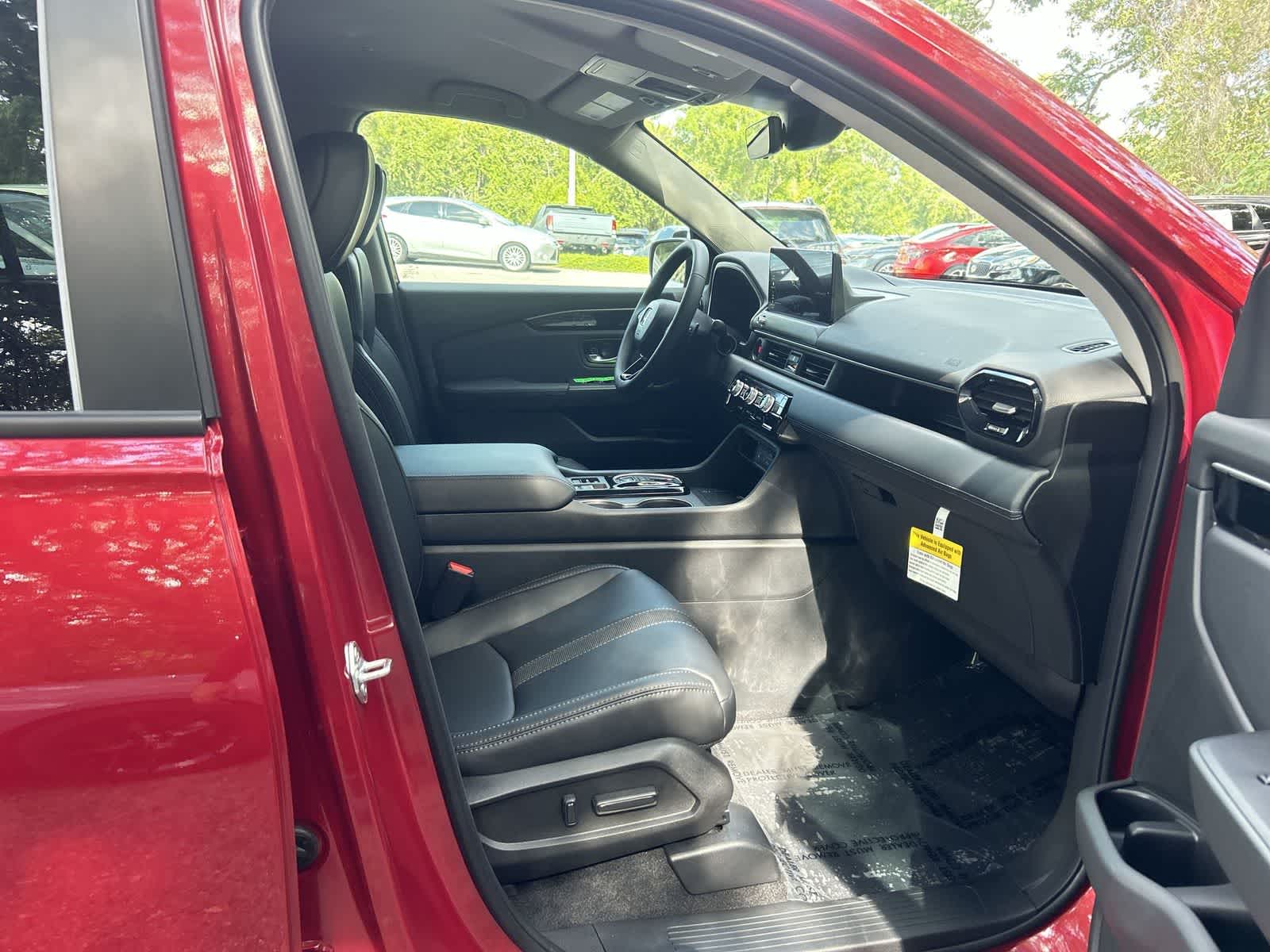 Thumbnail: 2026 Honda Pilot - 14
