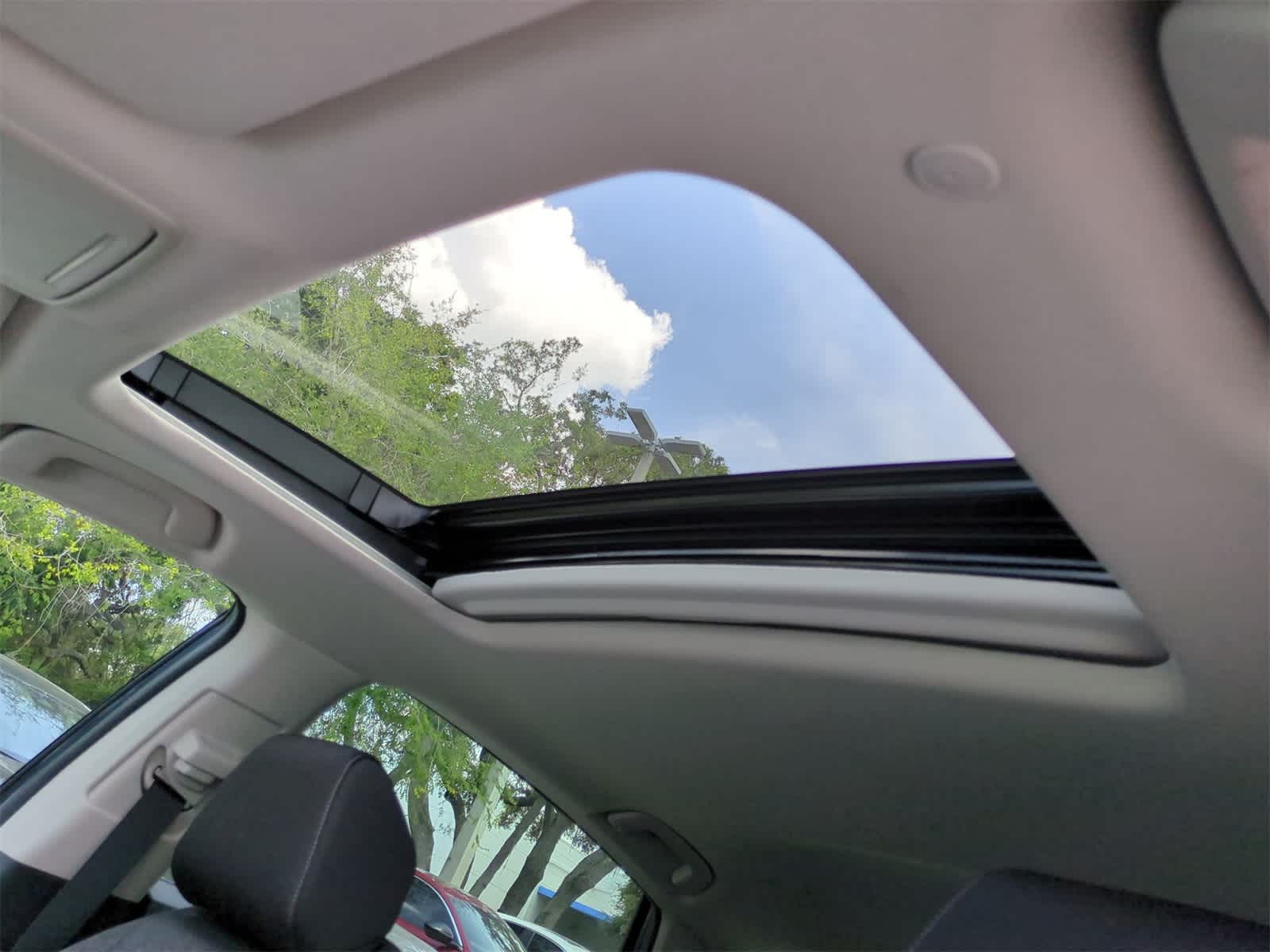 Thumbnail: 2025 Honda Accord - 19