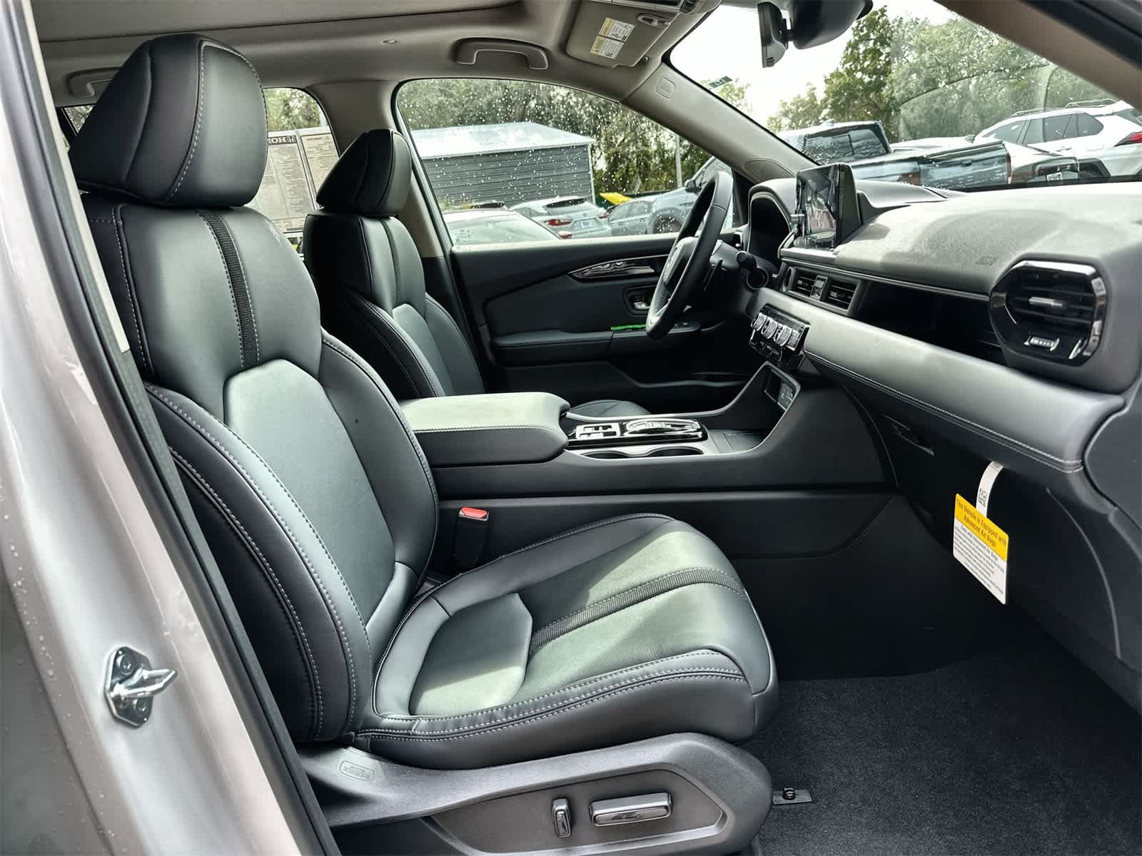 Thumbnail: 2025 Honda Pilot - 13