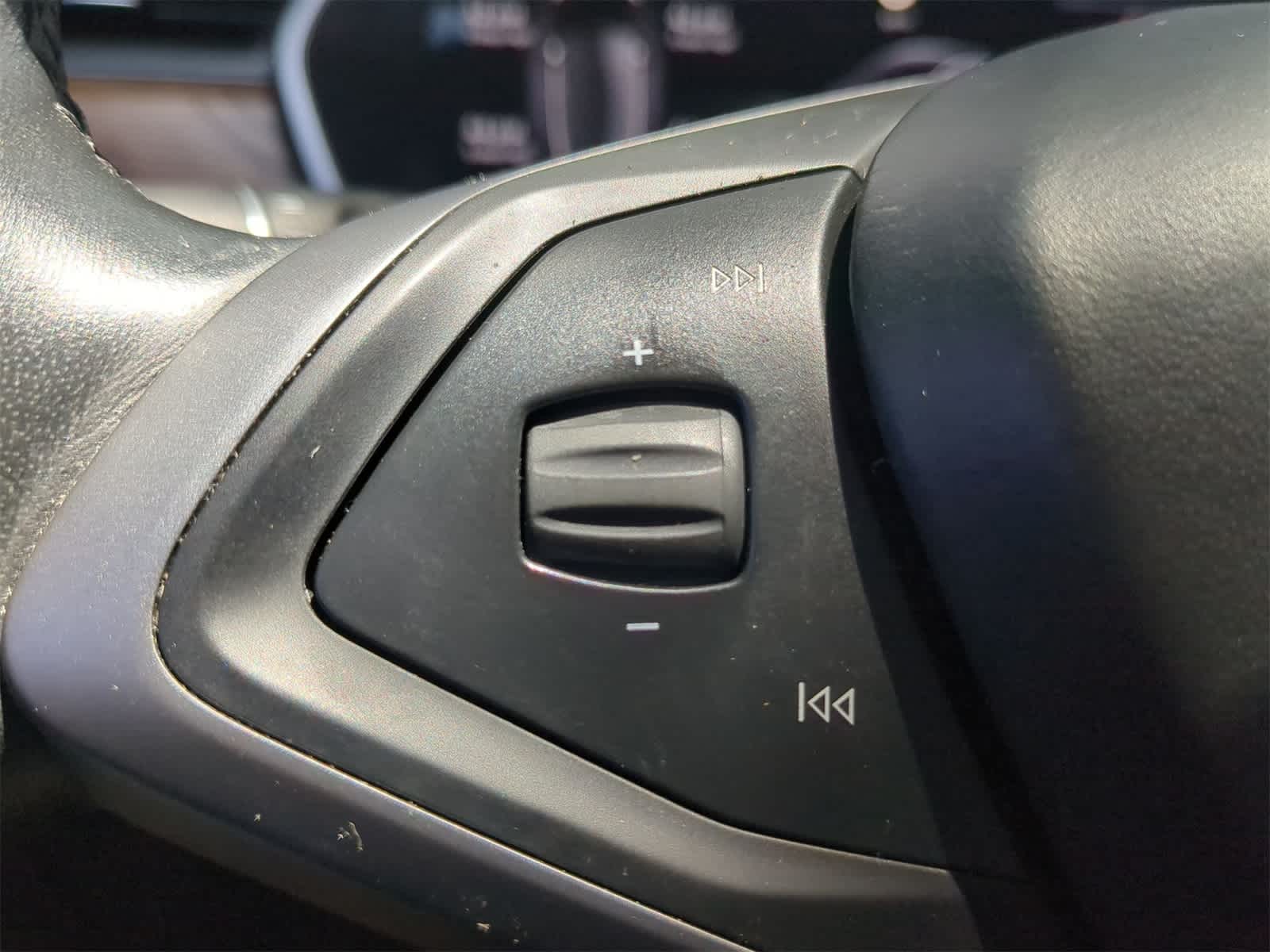 Thumbnail: 2019 Tesla Model S - 24