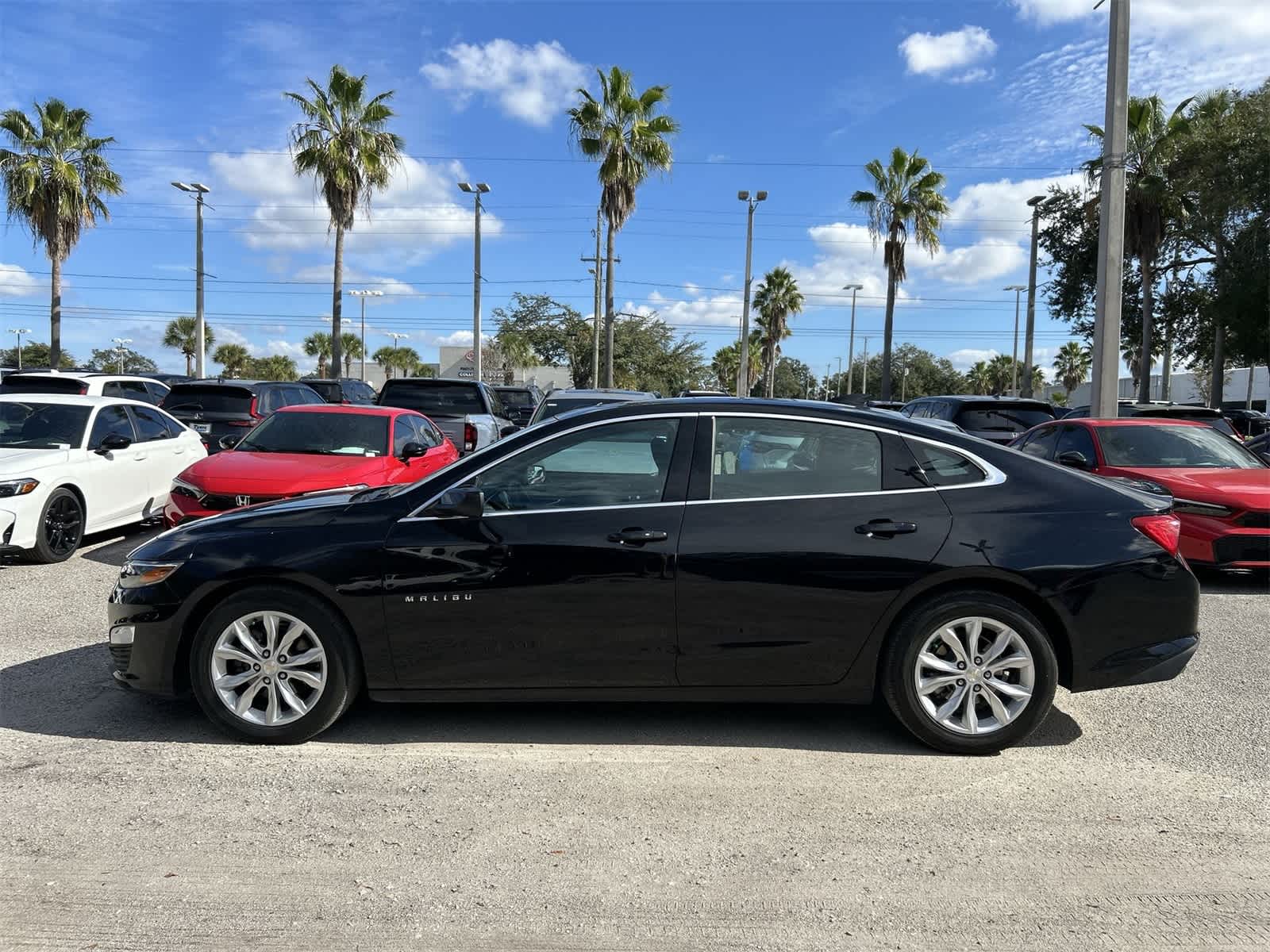 Thumbnail: 2023 Chevrolet Malibu - 3