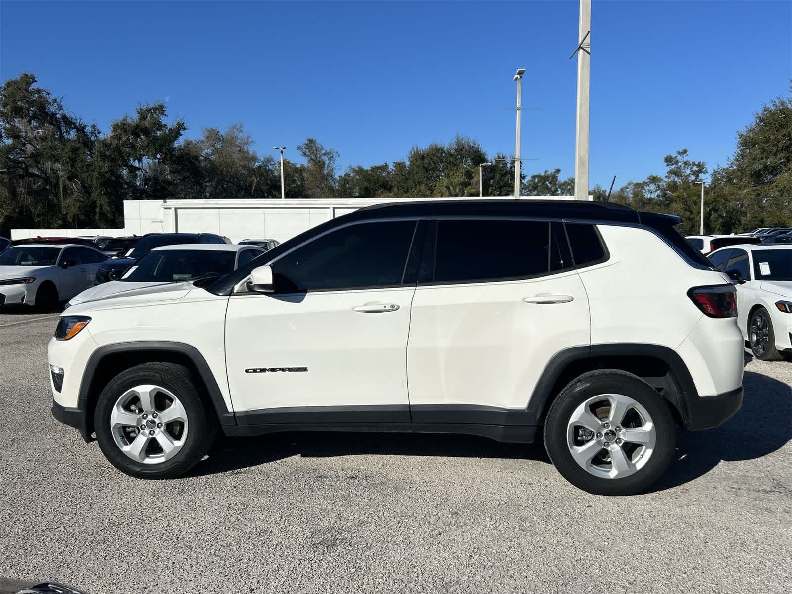 Thumbnail: 2019 Jeep Compass - 3