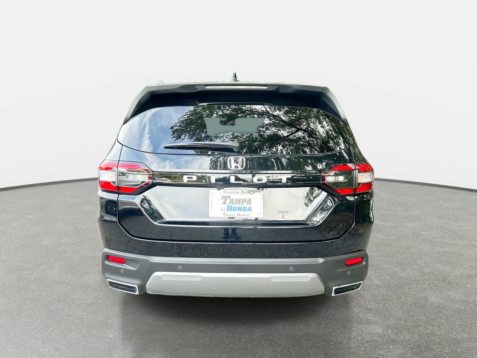 Thumbnail: 2026 Honda Pilot - 7