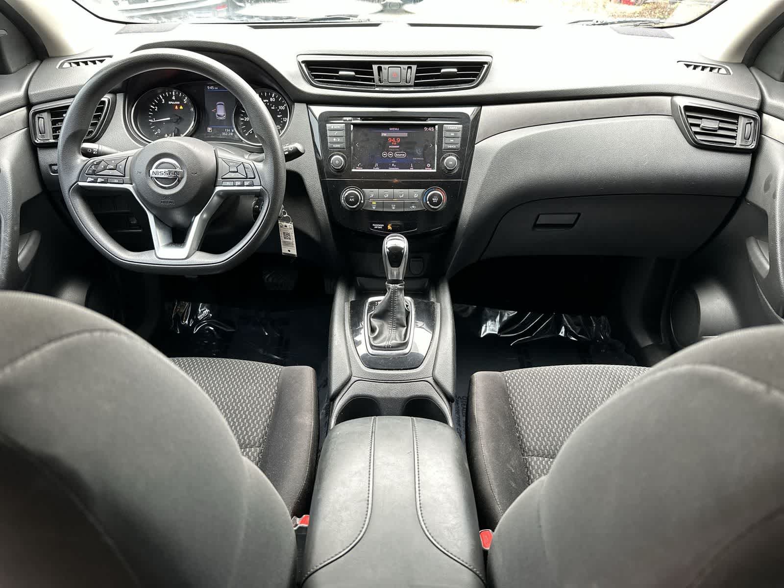 Thumbnail: 2019 Nissan Rogue Sport - 16