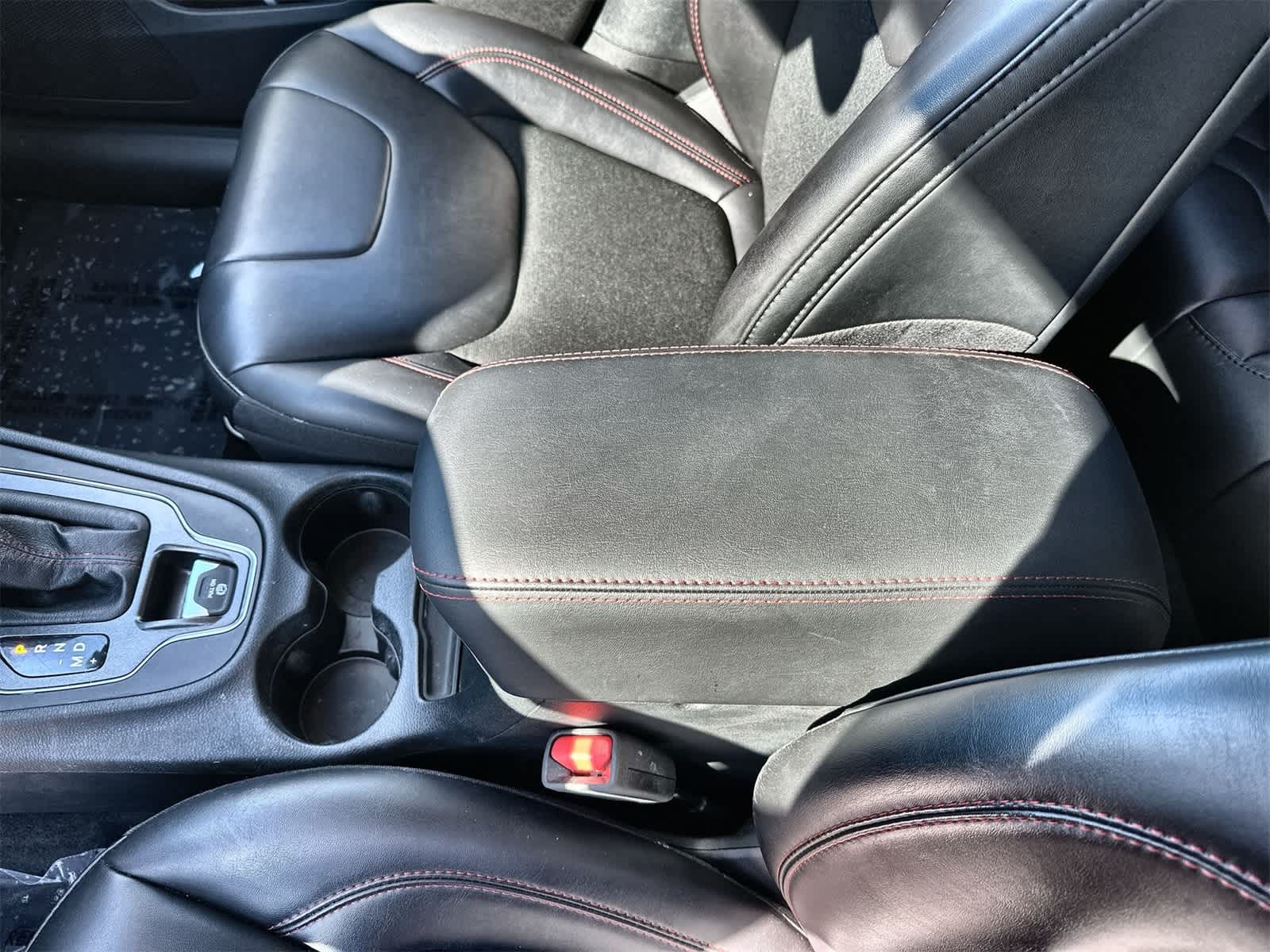 Thumbnail: 2022 Jeep Cherokee - 16