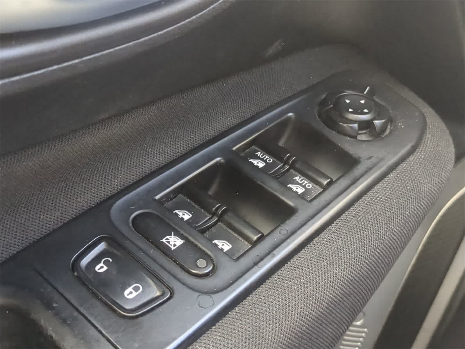 Thumbnail: 2021 Jeep Renegade - 21