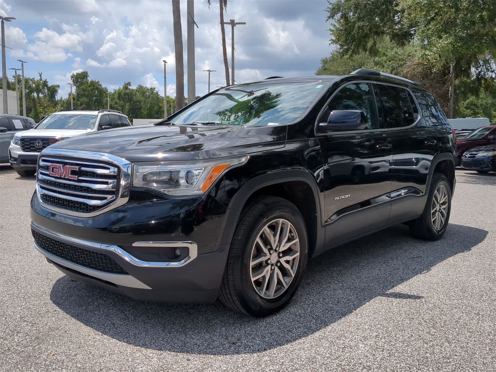 Thumbnail: 2018 GMC Acadia - 2