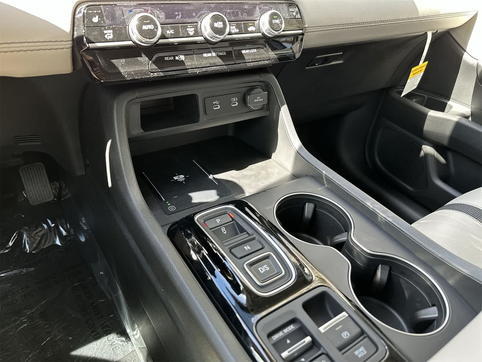 Thumbnail: 2026 Honda Pilot - 18