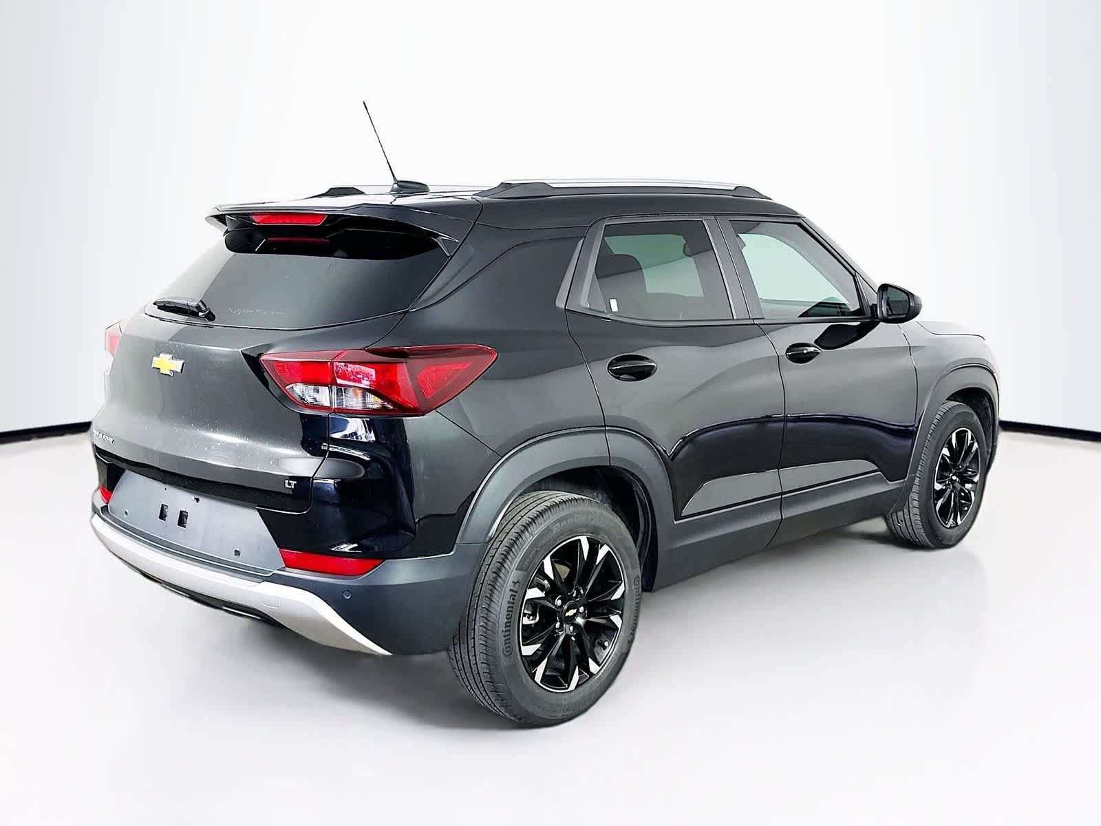 Thumbnail: 2023 Chevrolet TrailBlazer - 24