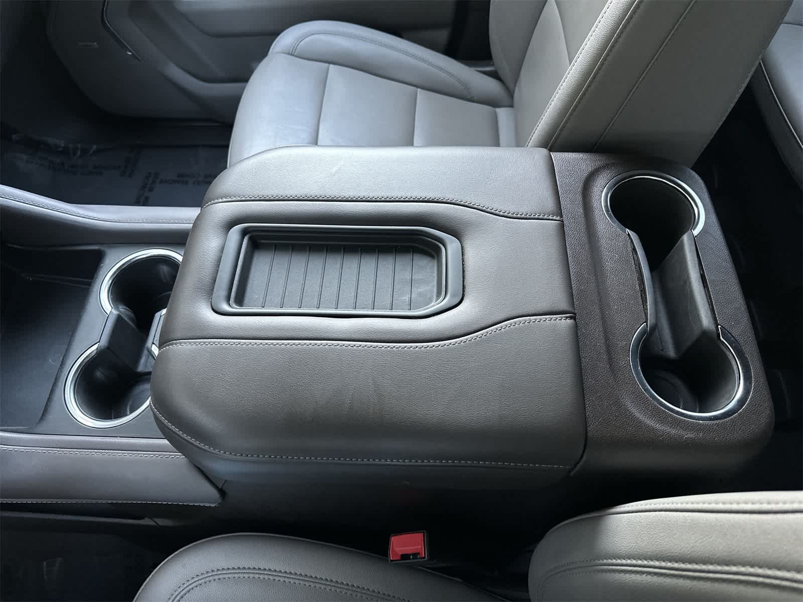 Thumbnail: 2024 Chevrolet Suburban - 16