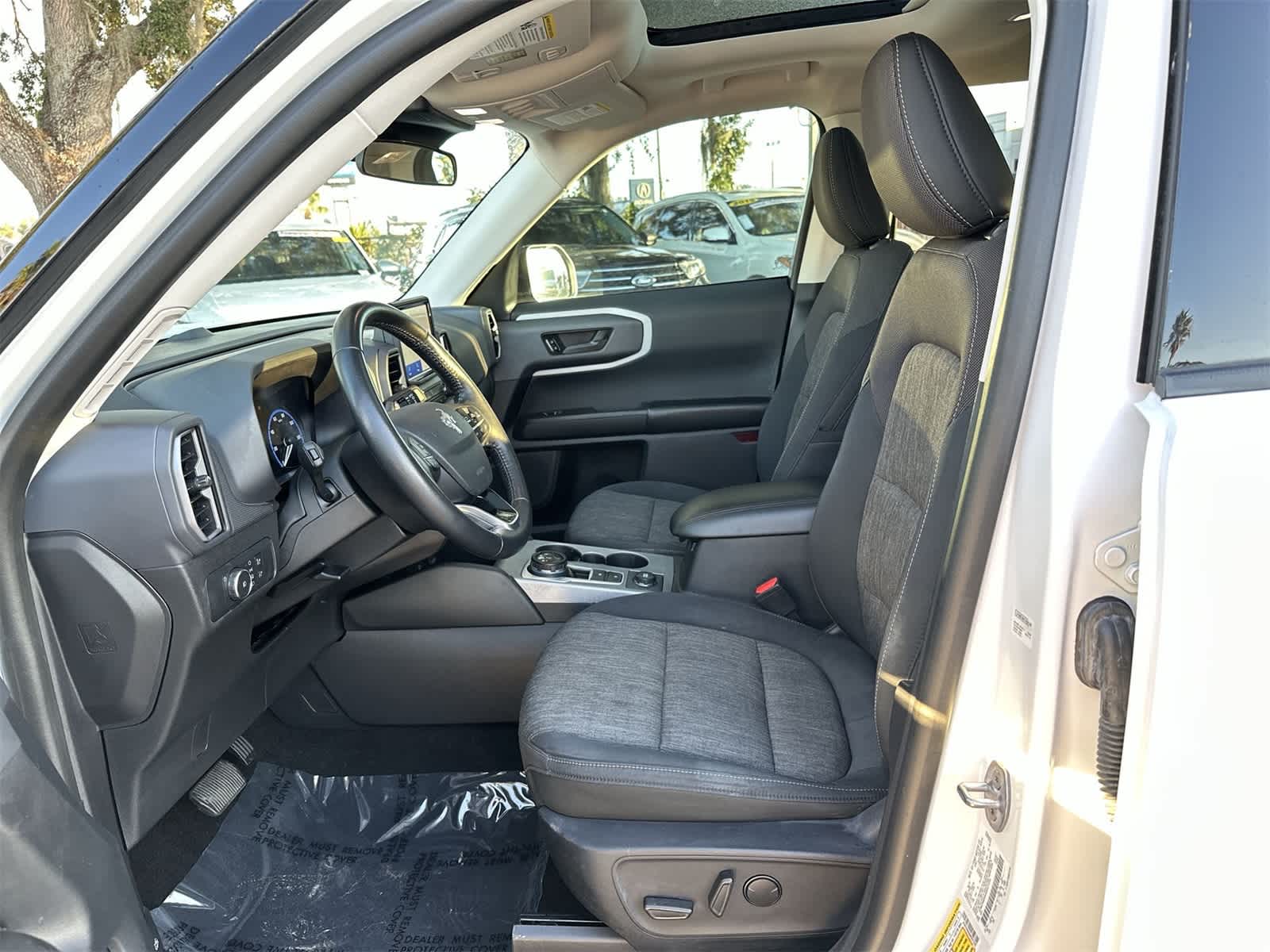 Thumbnail: 2022 Ford Bronco Sport - 5