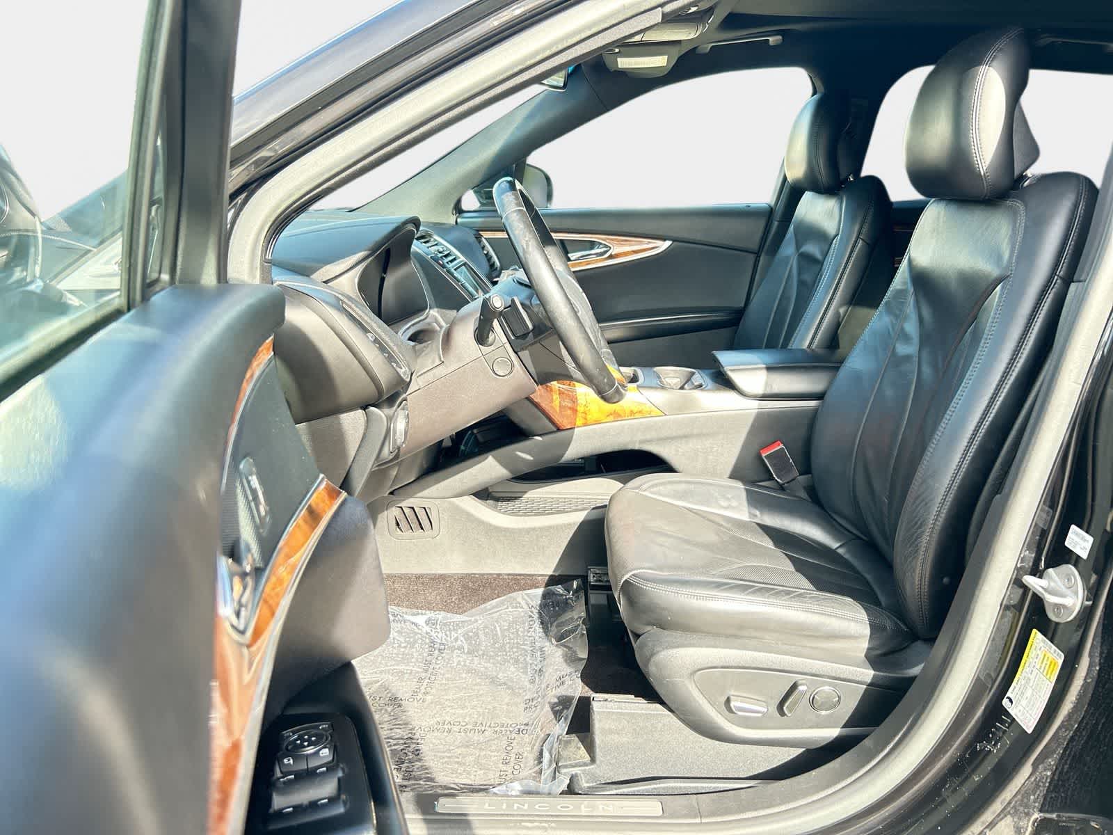 Thumbnail: 2016 Lincoln MKX - 11