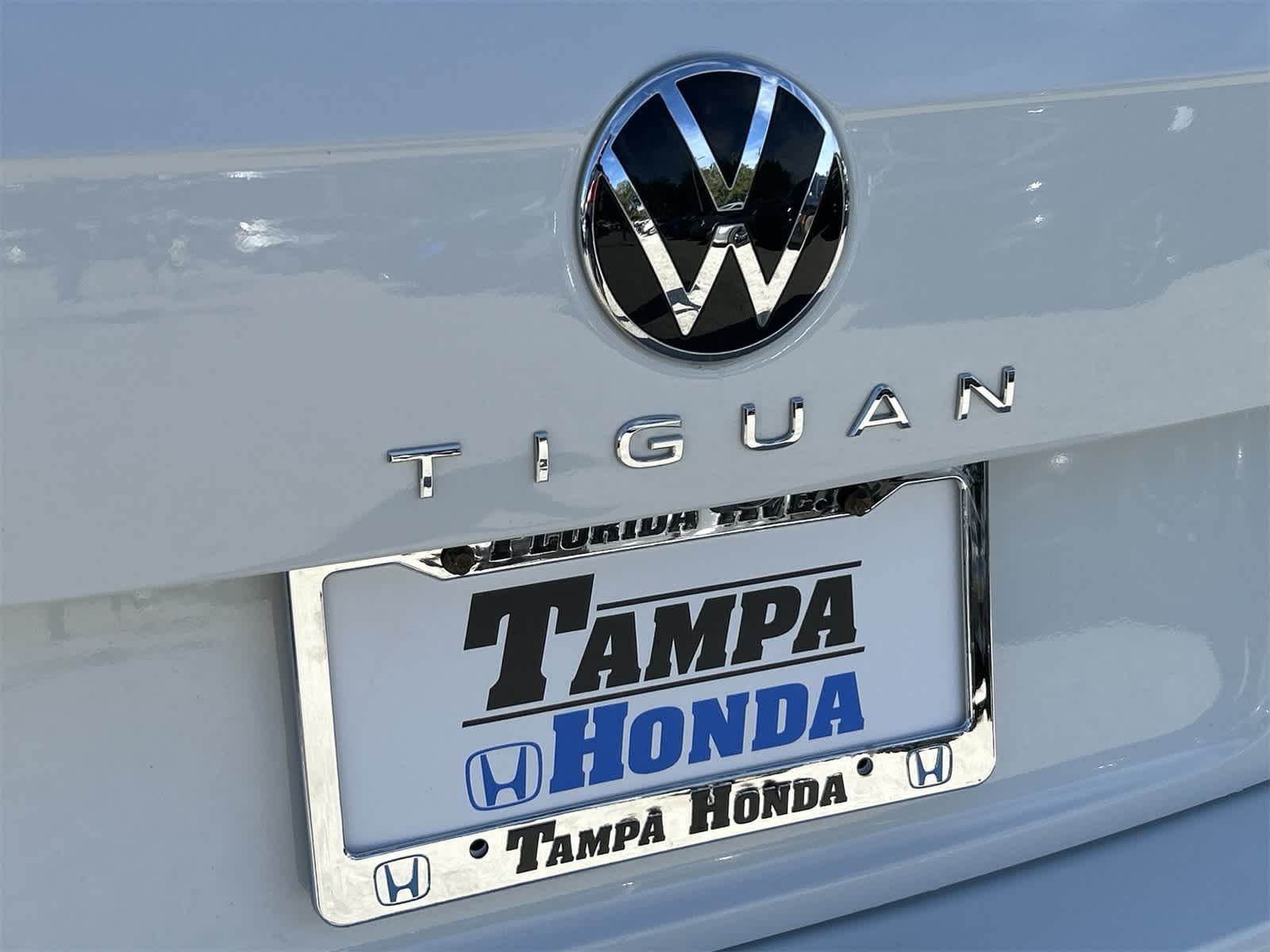 Thumbnail: 2024 Volkswagen Tiguan - 7