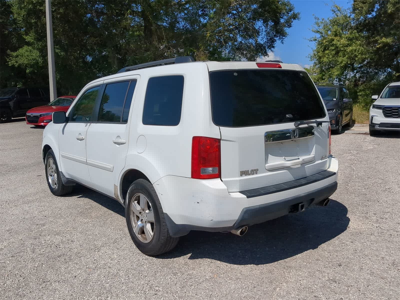Thumbnail: 2011 Honda Pilot - 4