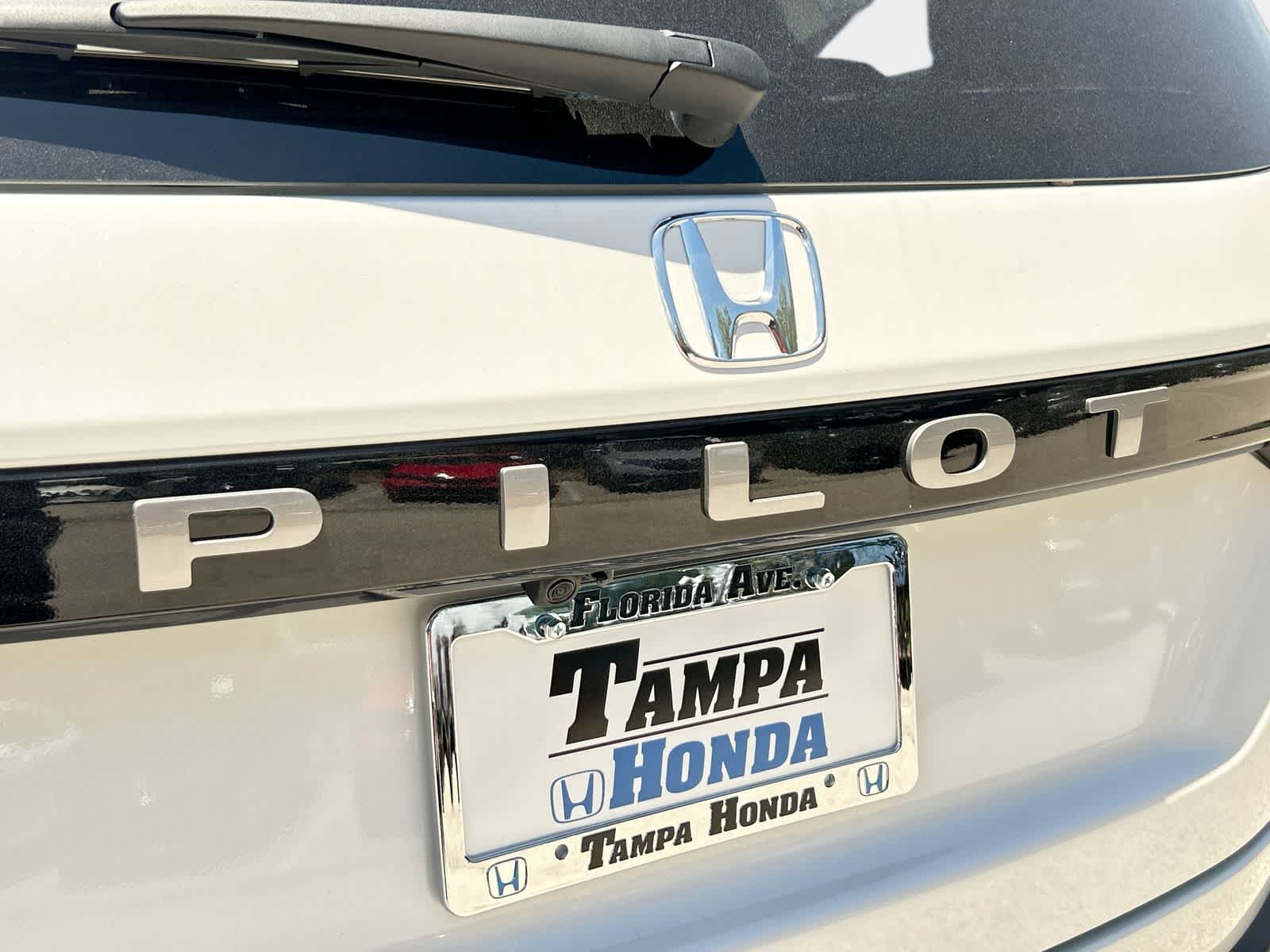Thumbnail: 2026 Honda Pilot - 8