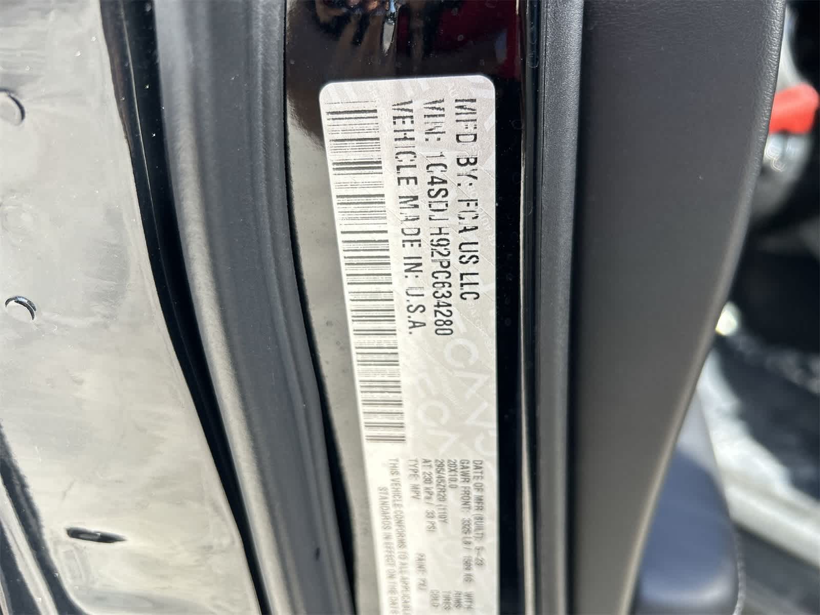 Thumbnail: 2023 Dodge Durango - 21