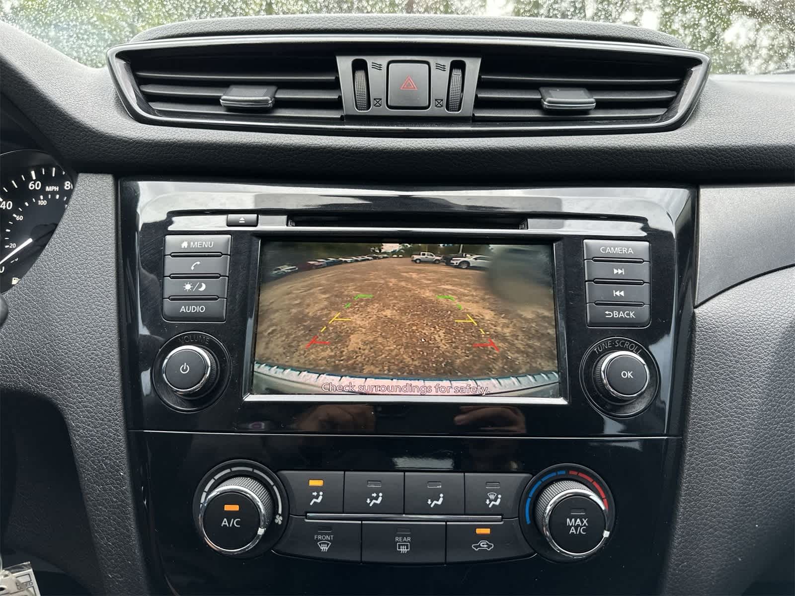 Thumbnail: 2019 Nissan Rogue Sport - 21