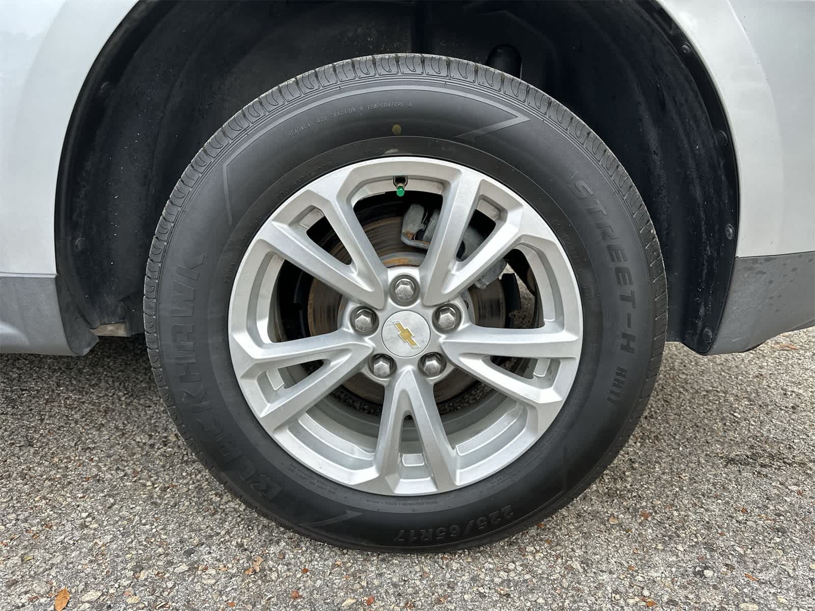 Thumbnail: 2017 Chevrolet Equinox - 8