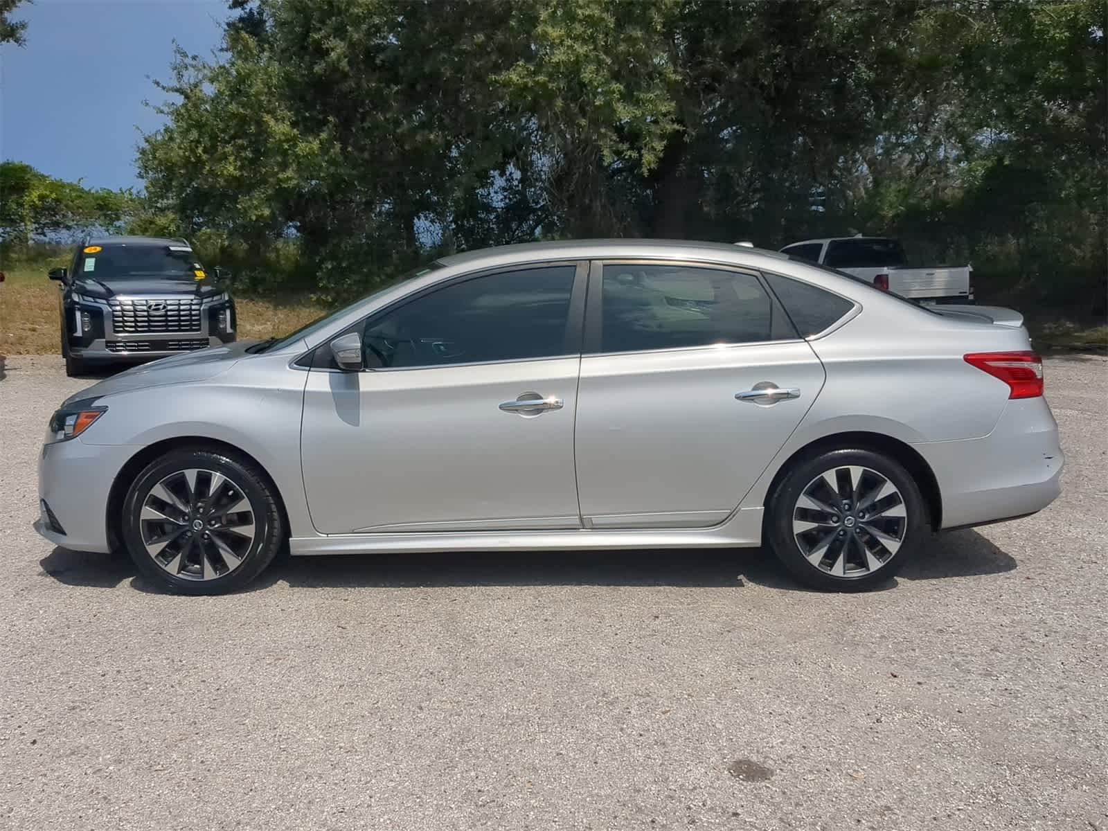 Thumbnail: 2018 Nissan Sentra - 4