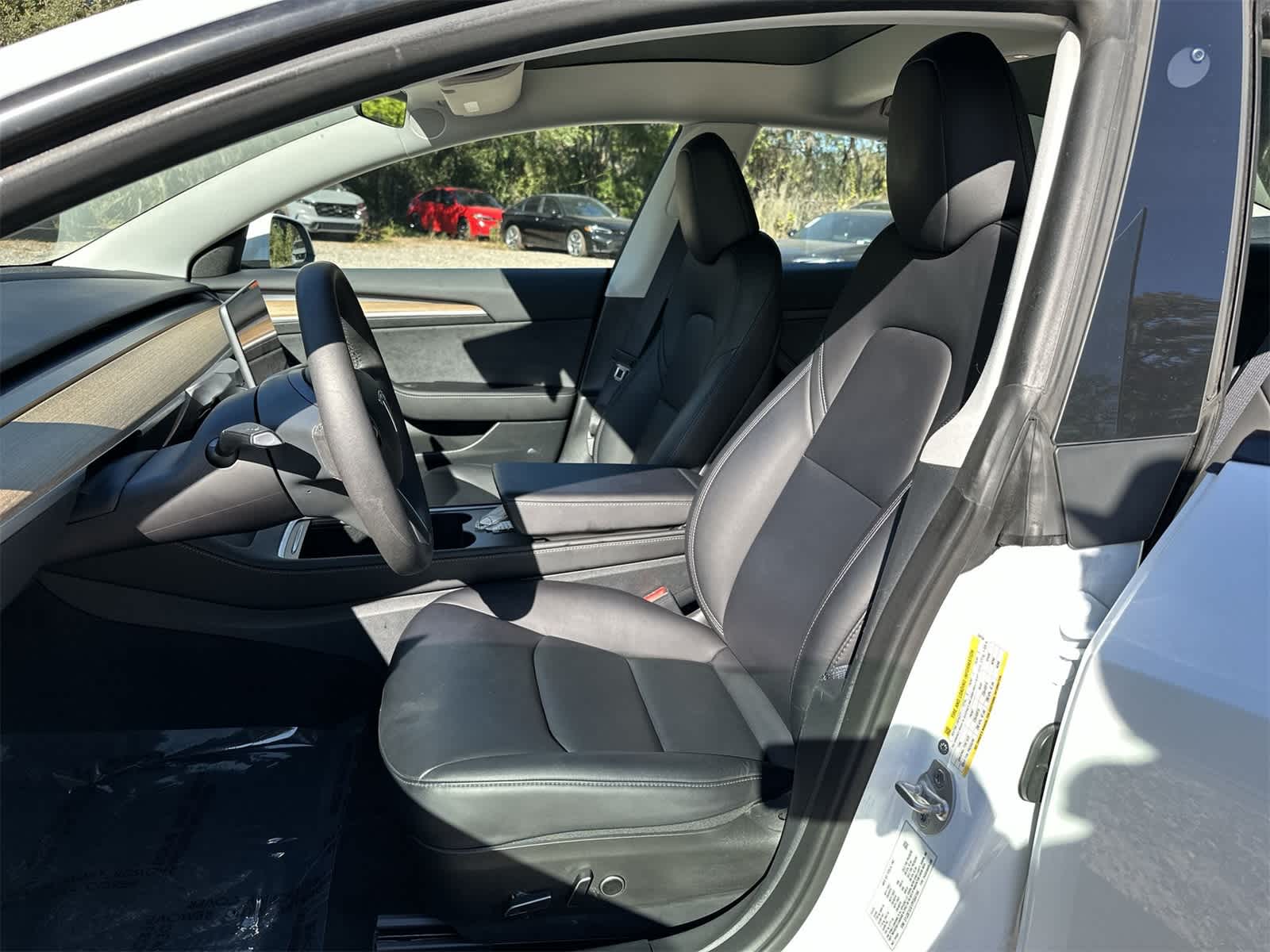 Thumbnail: 2023 Tesla Model 3 - 10