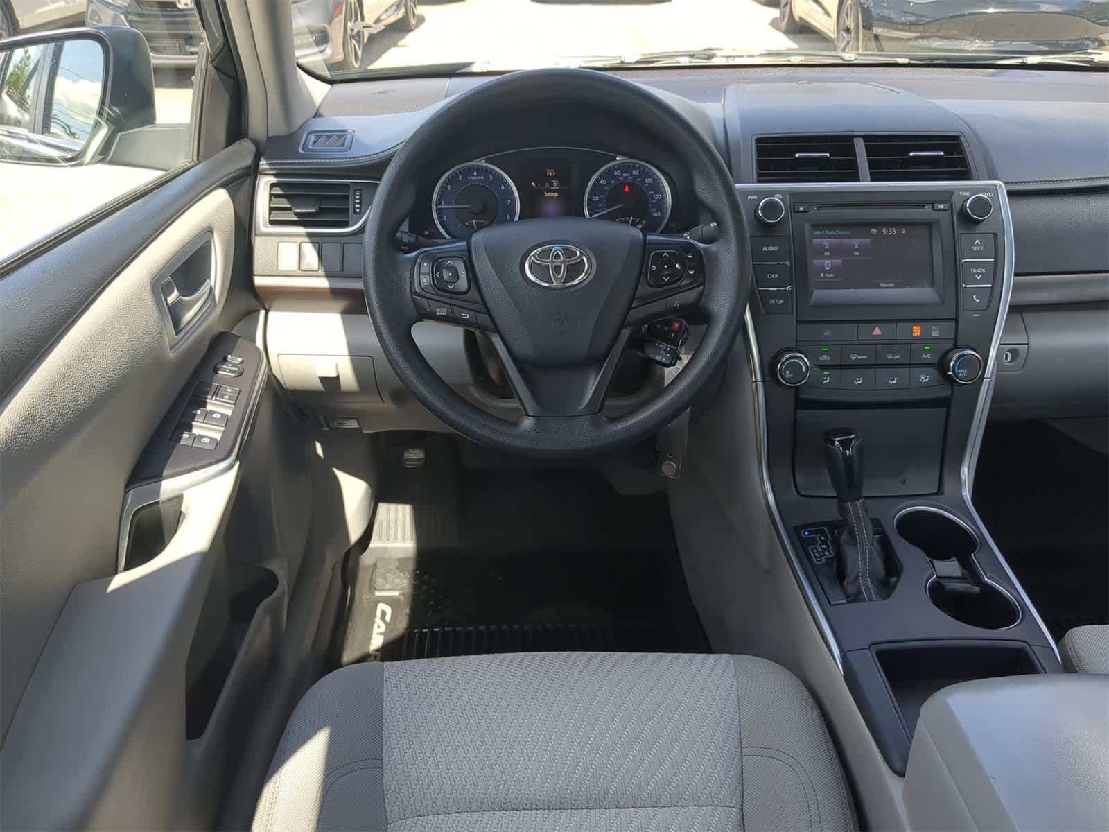 2017 Toyota Camry LE 15