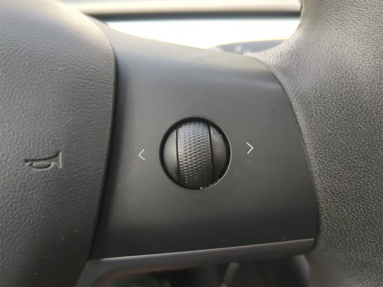 Thumbnail: 2020 Tesla Model 3 - 25