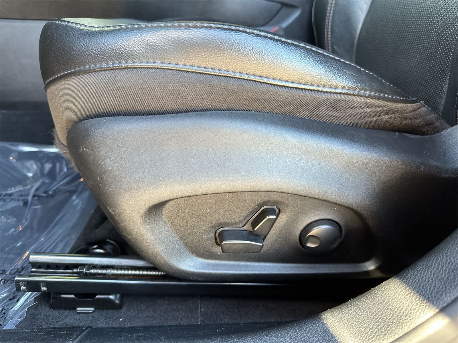 Thumbnail: 2023 Jeep Compass - 6