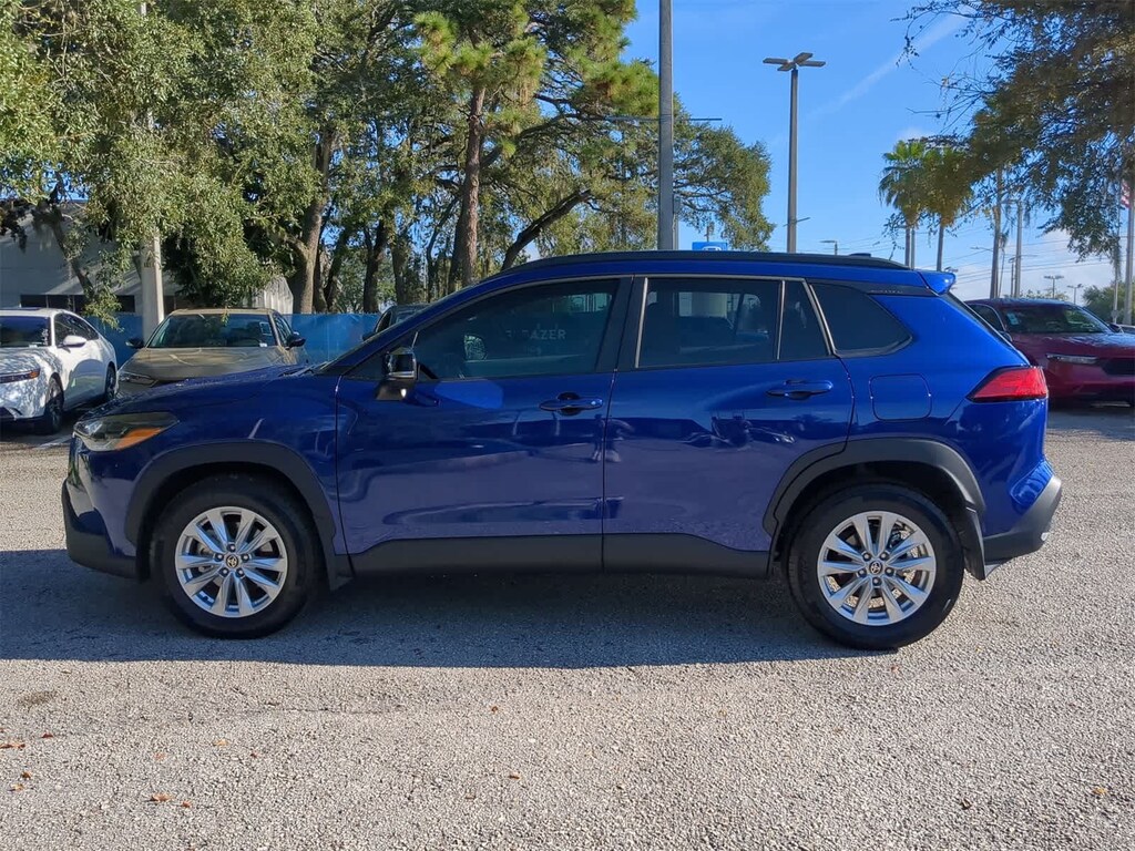 Used 2025 Toyota Corolla Cross LE SUV