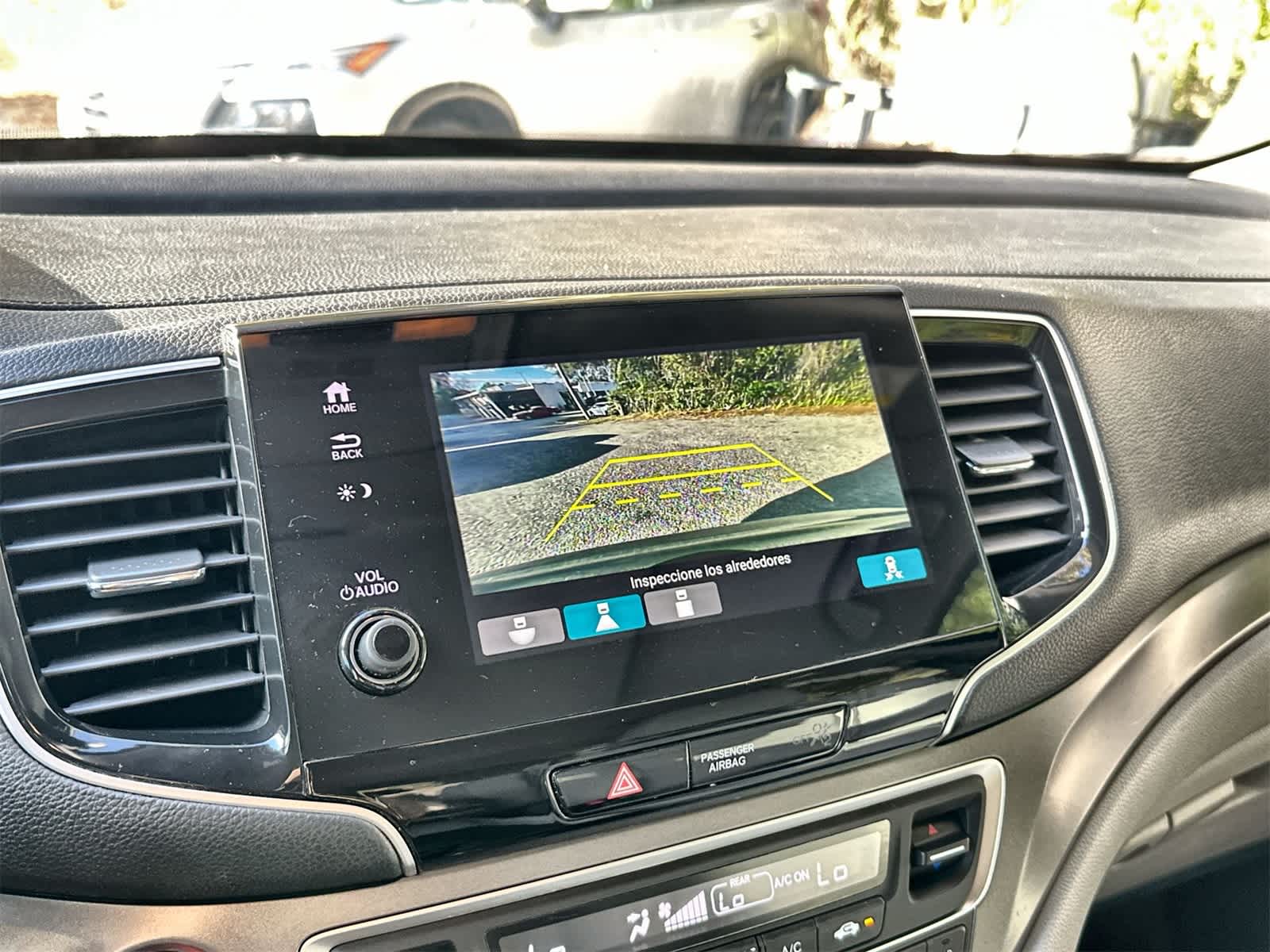 Thumbnail: 2020 Honda Pilot - 21