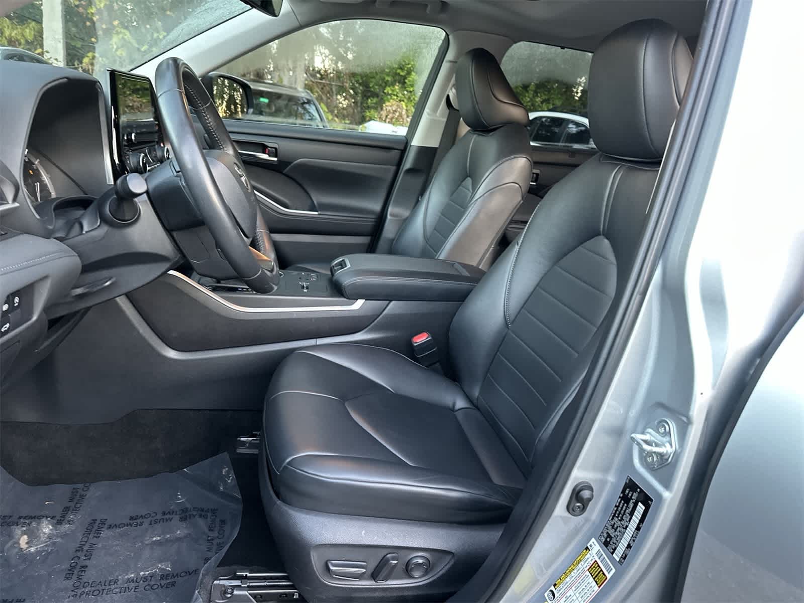 Thumbnail: 2024 Toyota Highlander - 11