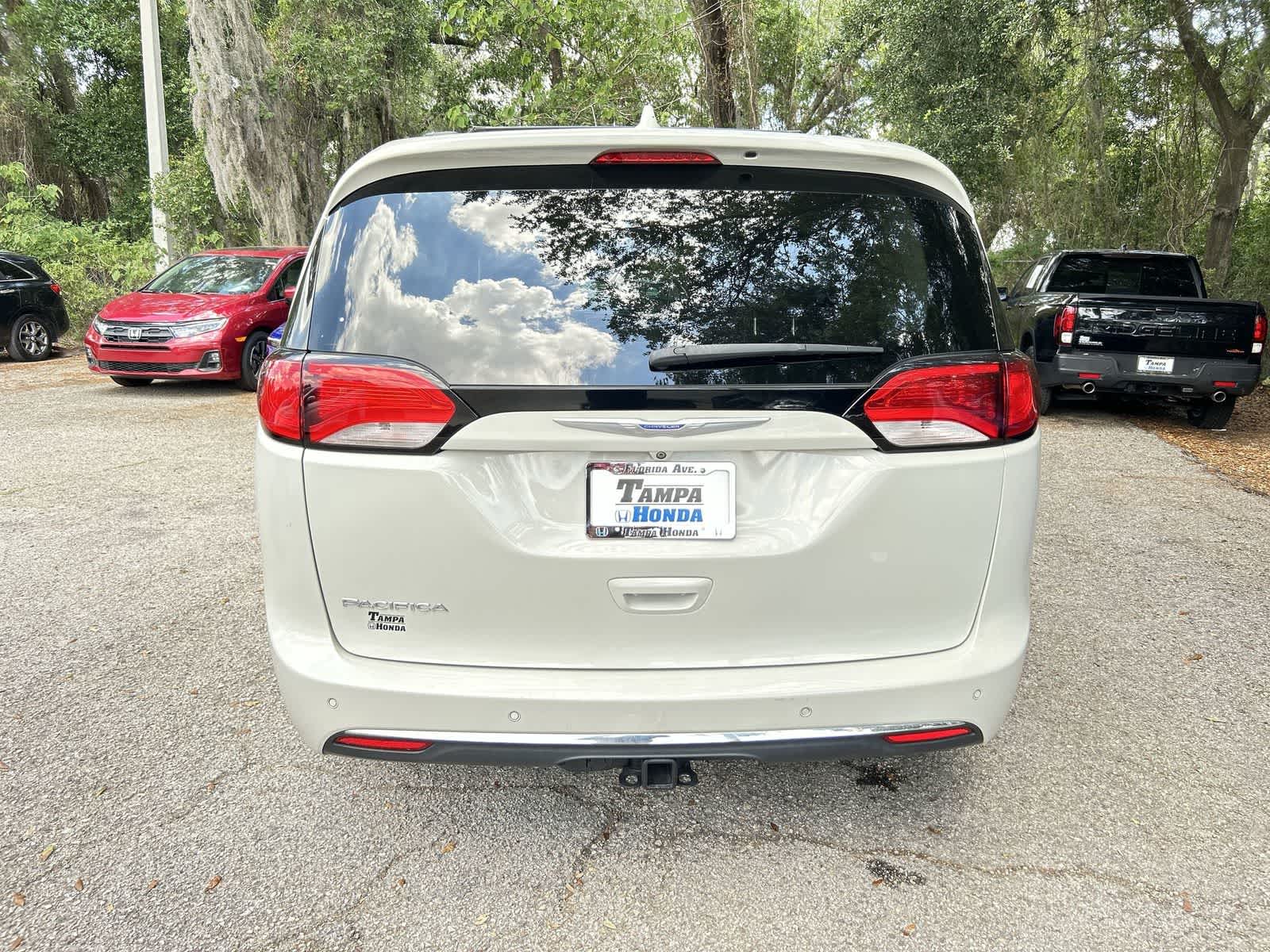 Thumbnail: 2020 Chrysler Pacifica - 7