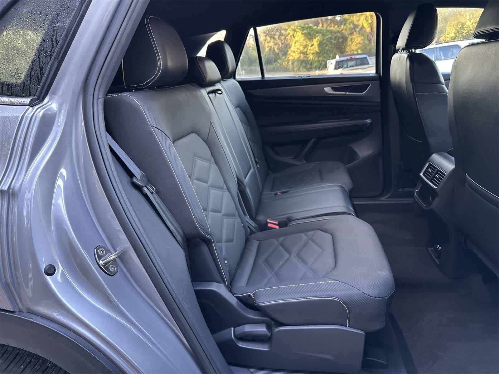 Thumbnail: 2024 Volkswagen Atlas - 13