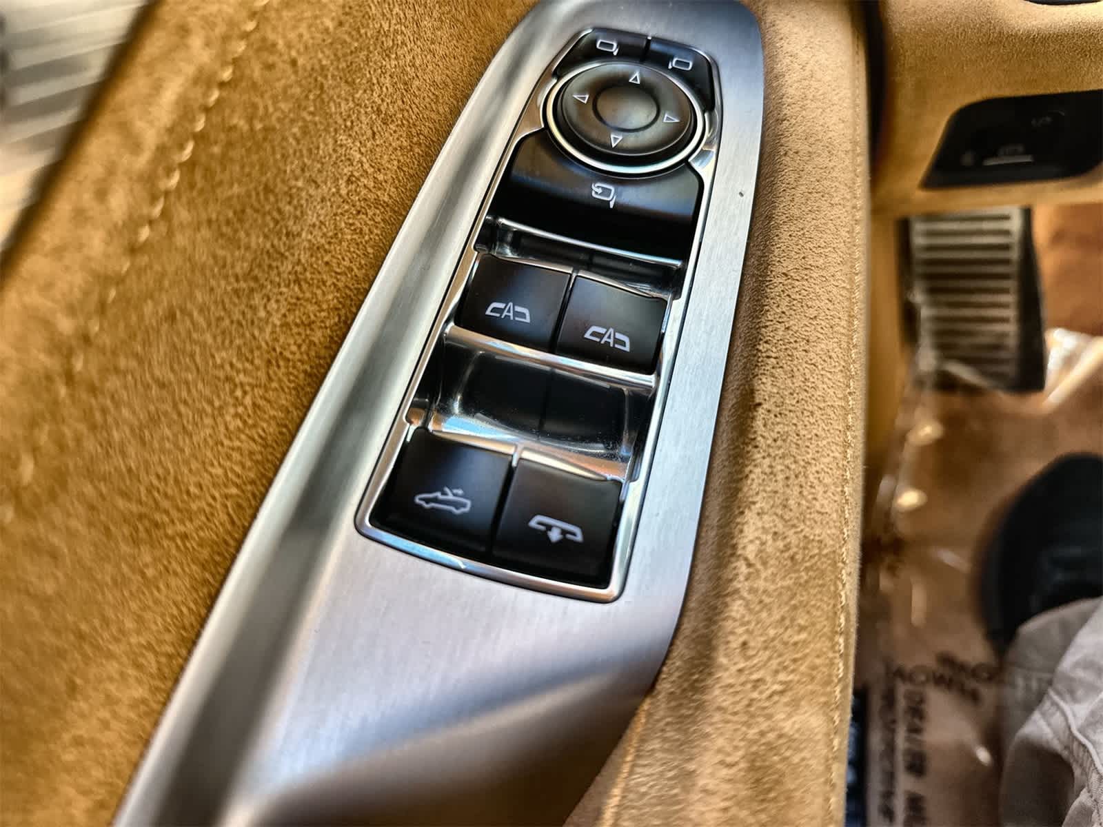 Thumbnail: 2023 Chevrolet Corvette - 21